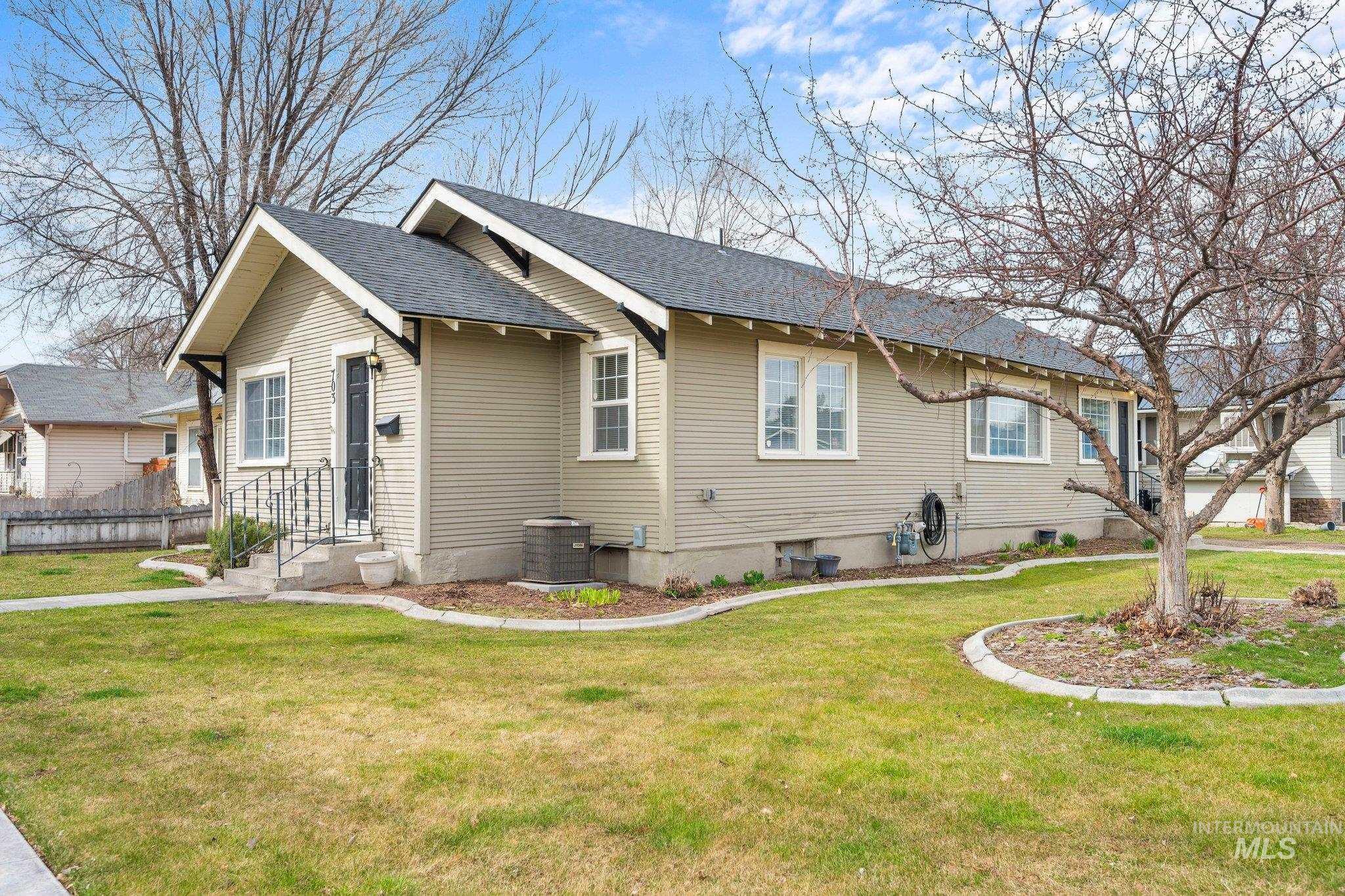 9th Ave S, Nampa, ID 83651