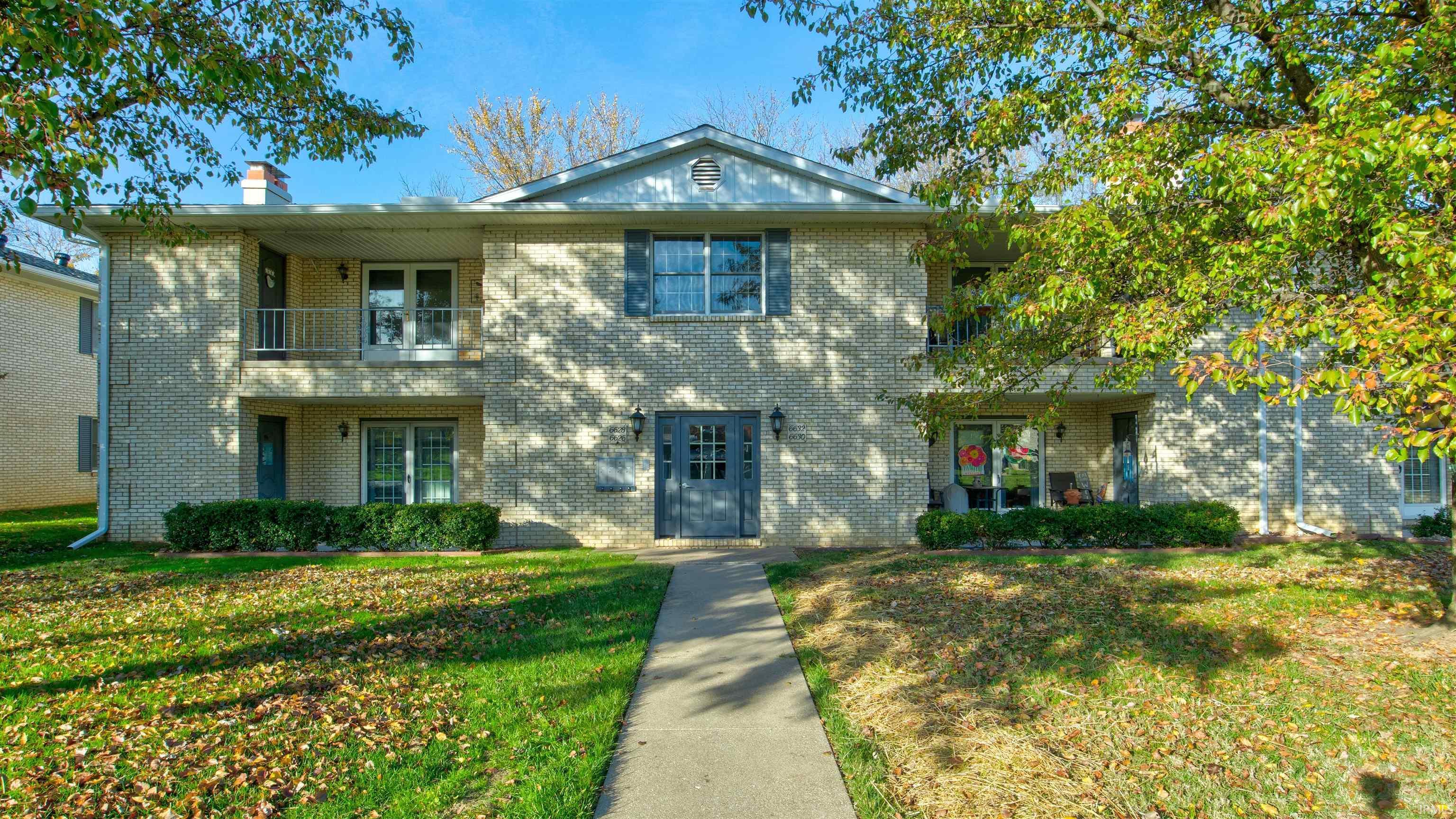 Newburgh Rd, Evansville, IN 47715