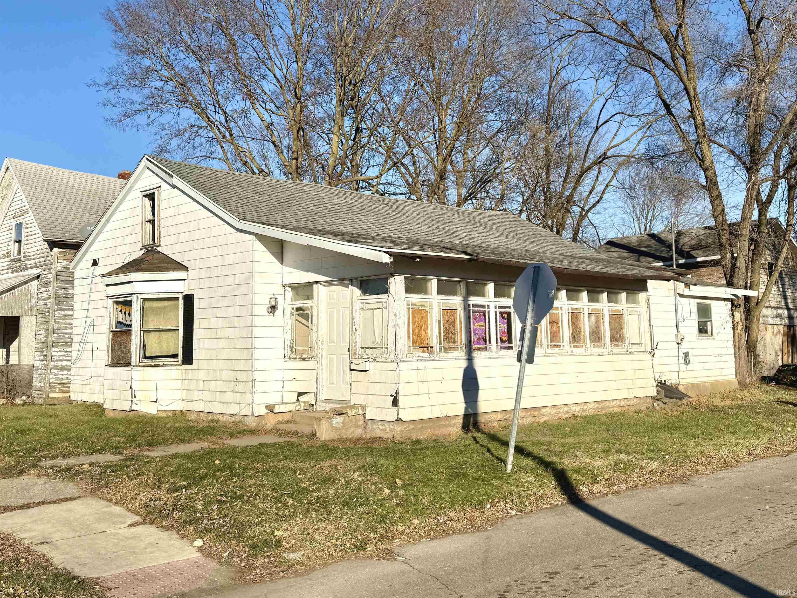 S Branson St, Marion, IN 46953