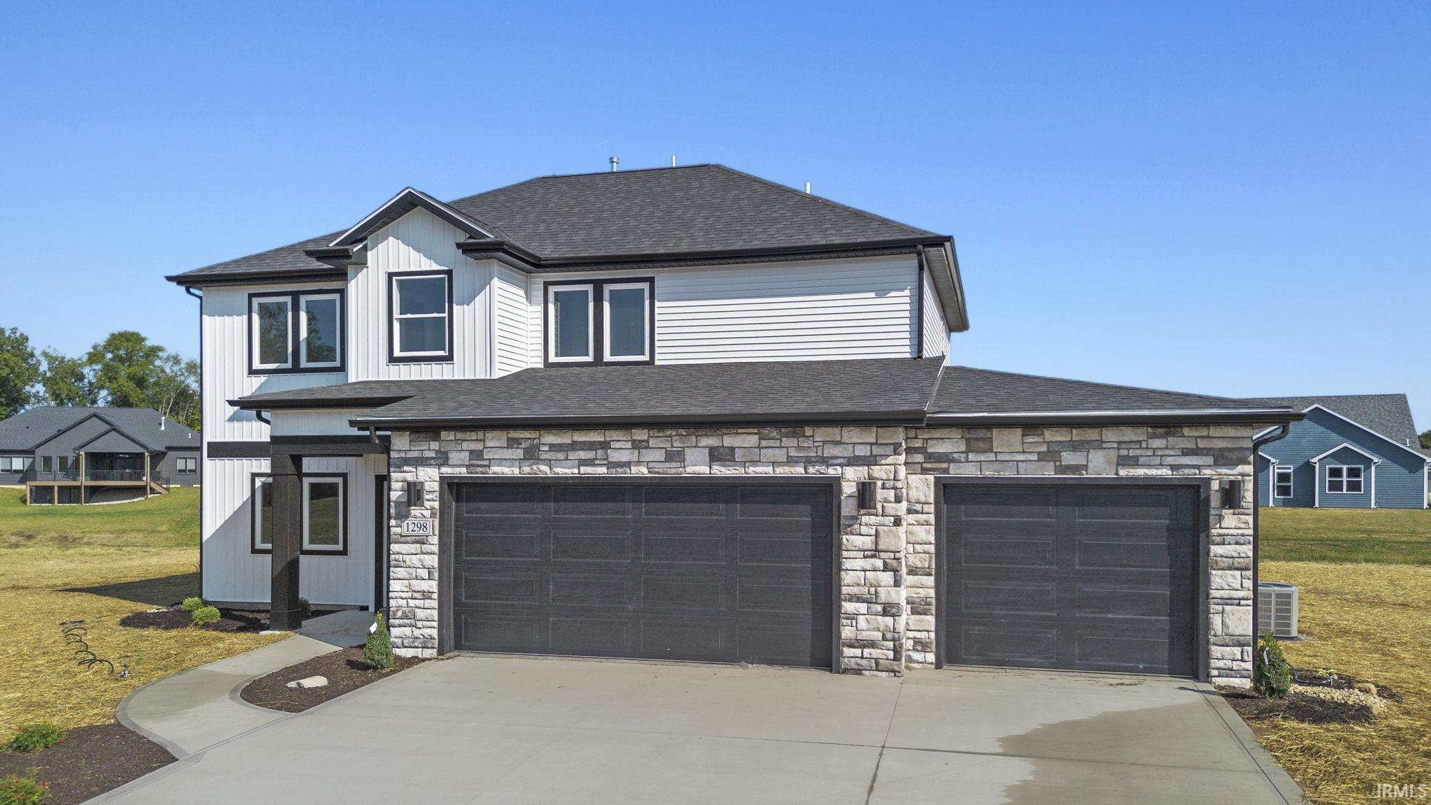 Switchfoot Dr, Huntertown, IN 46748