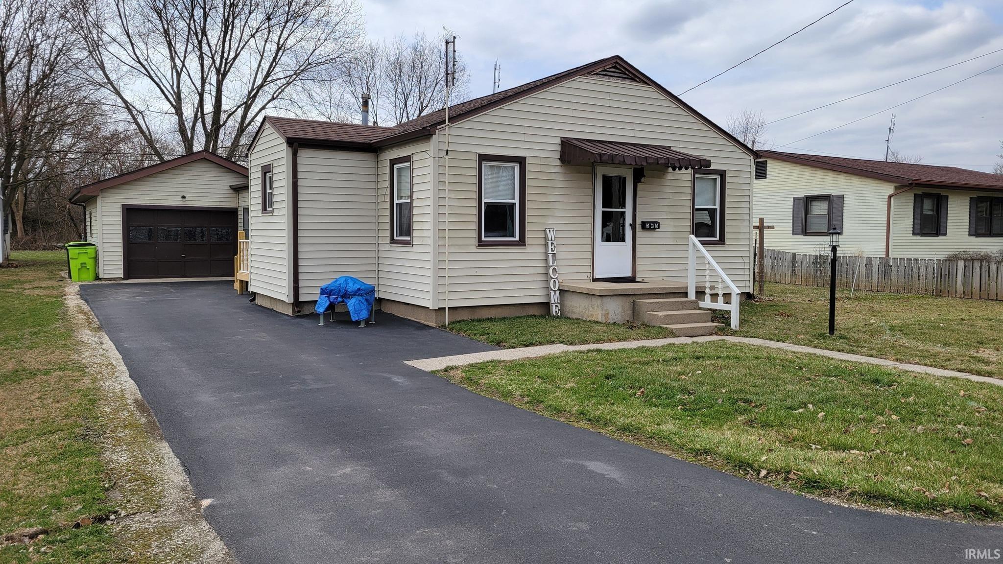 Sherman St, Huntington, IN 46750