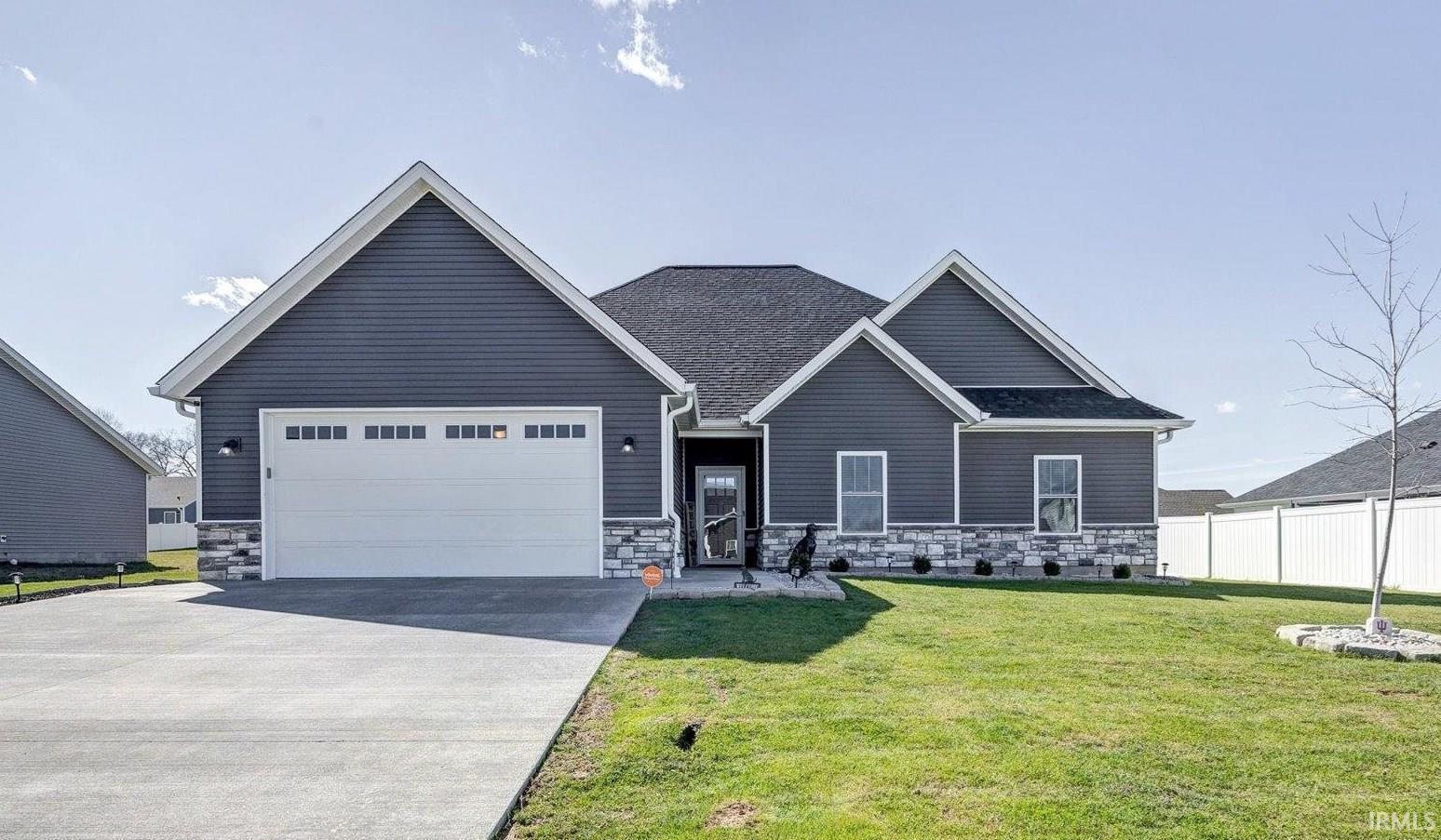 N Arie Ln, Bloomington, IN 47404