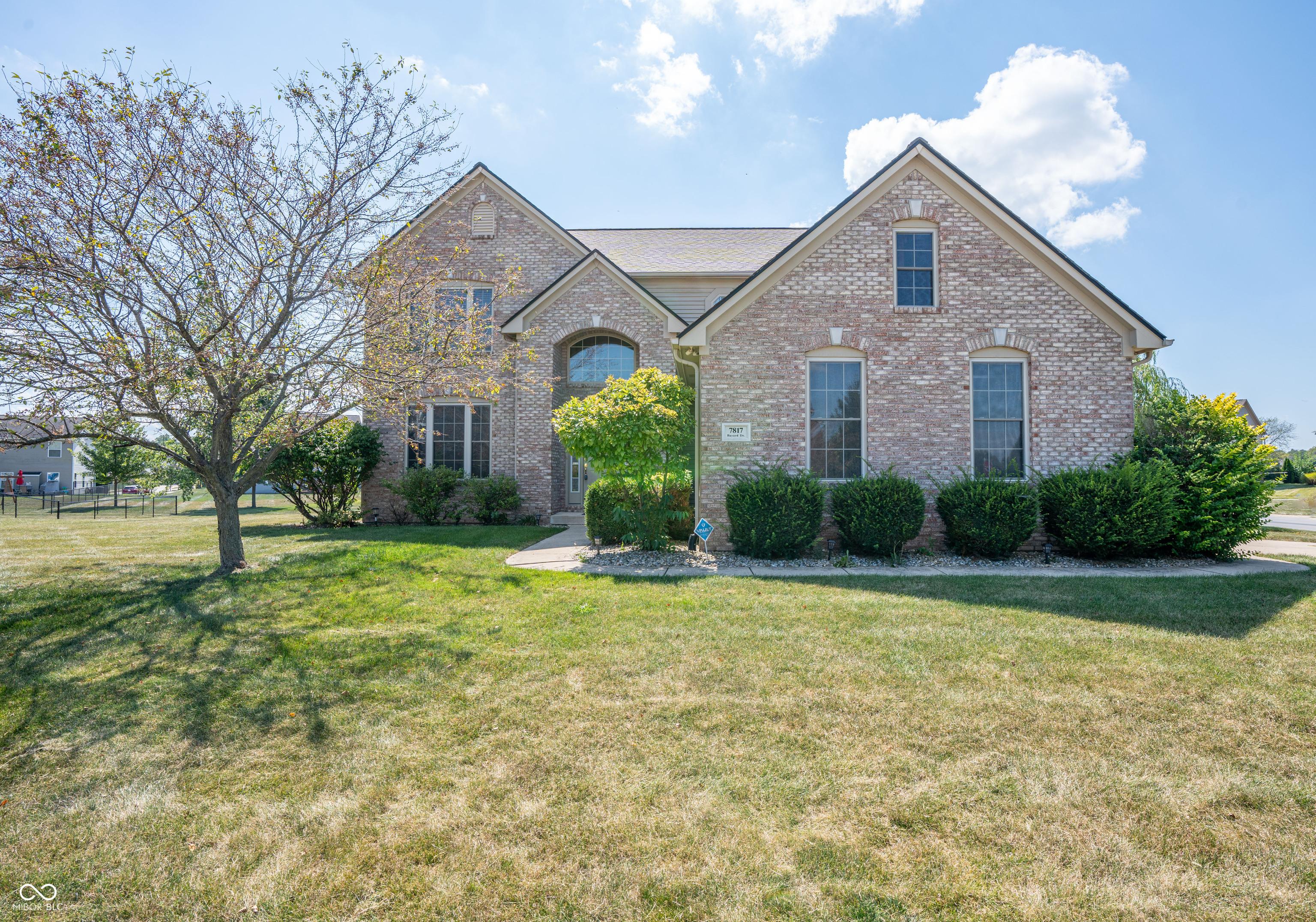 Bayard Dr, Indianapolis, IN 46259