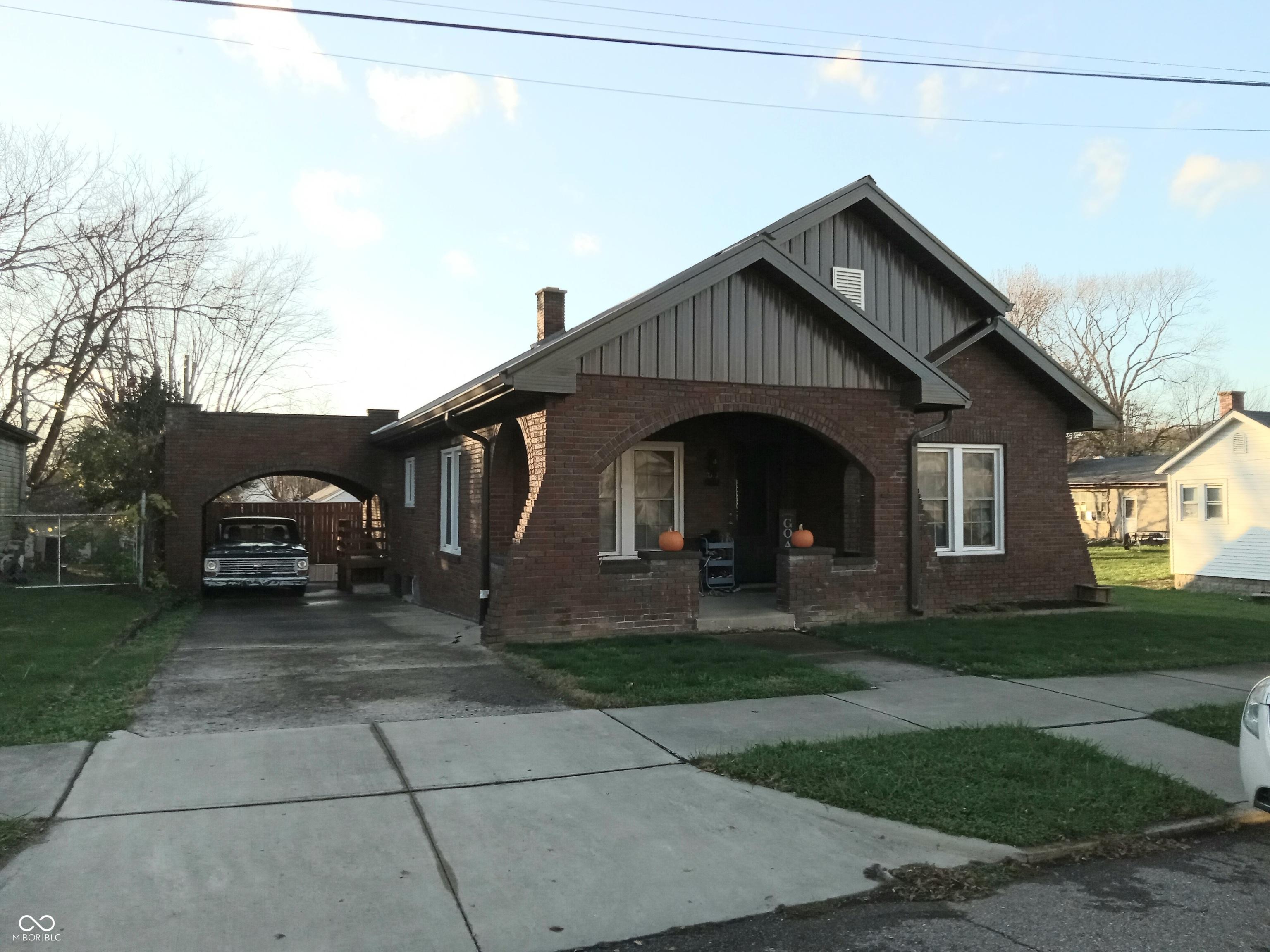 Pruyn St, Aurora, IN 47001