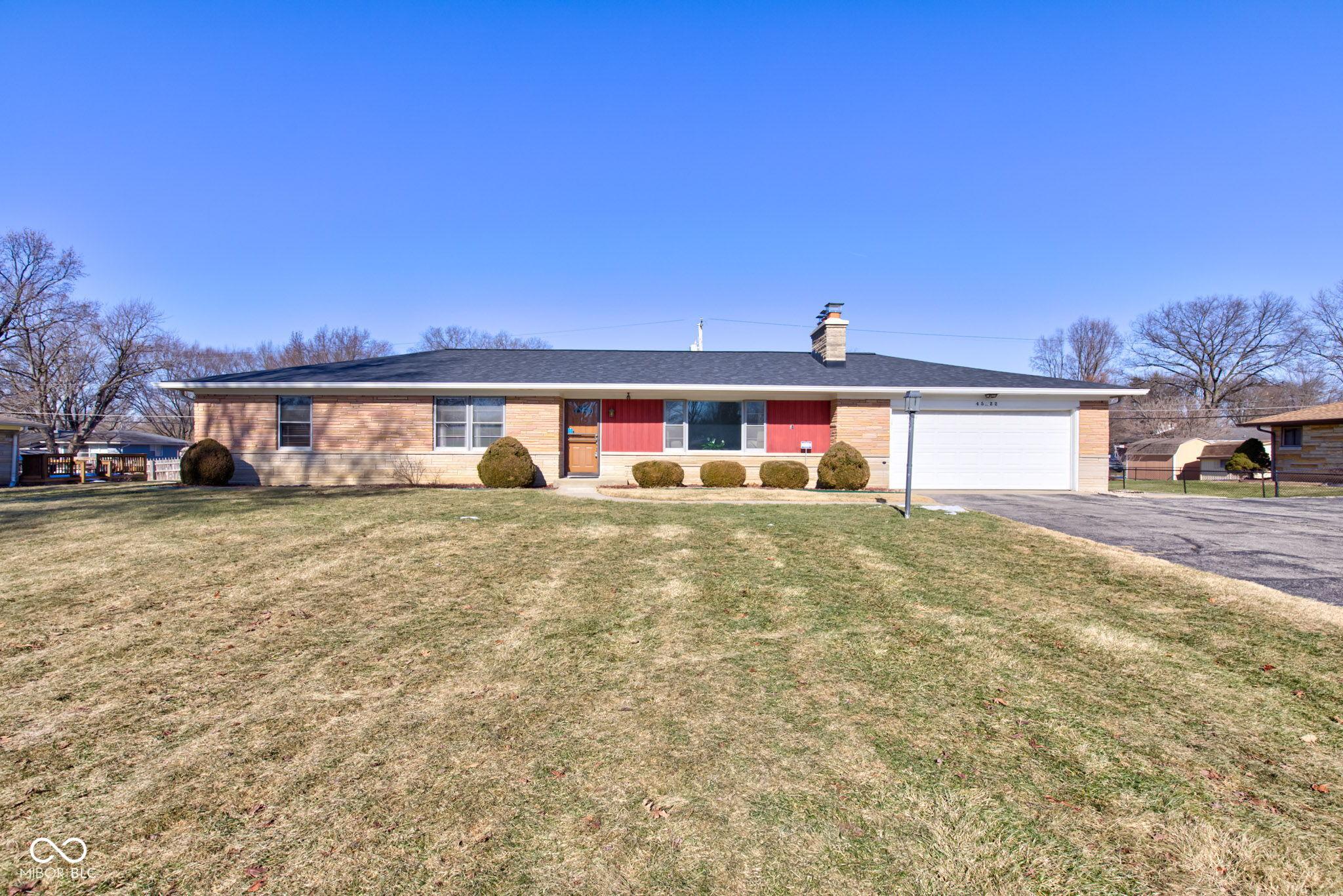 Thornleigh Dr, Indianapolis, IN 46226
