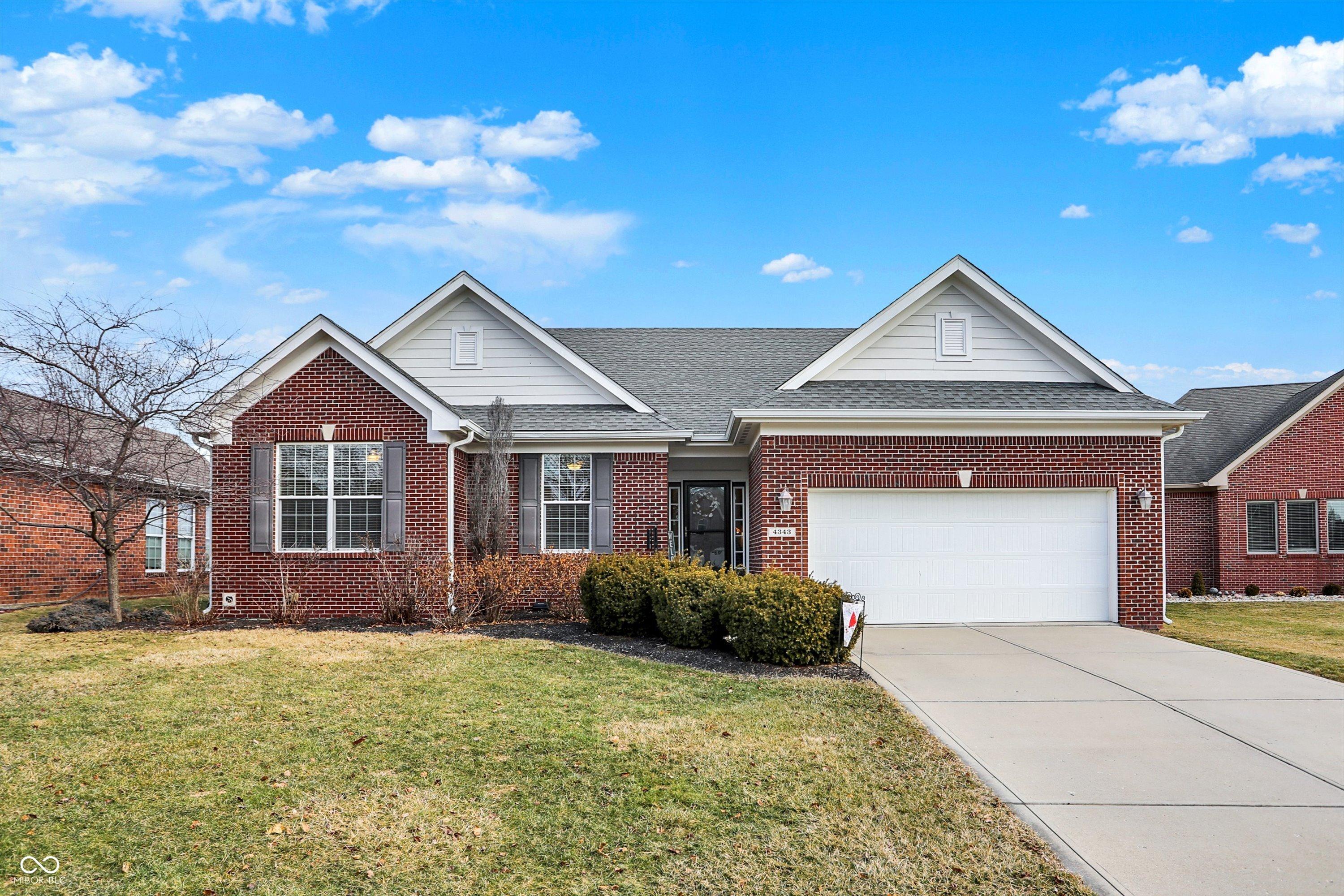 Raintree Blvd, Greenwood, IN 46143