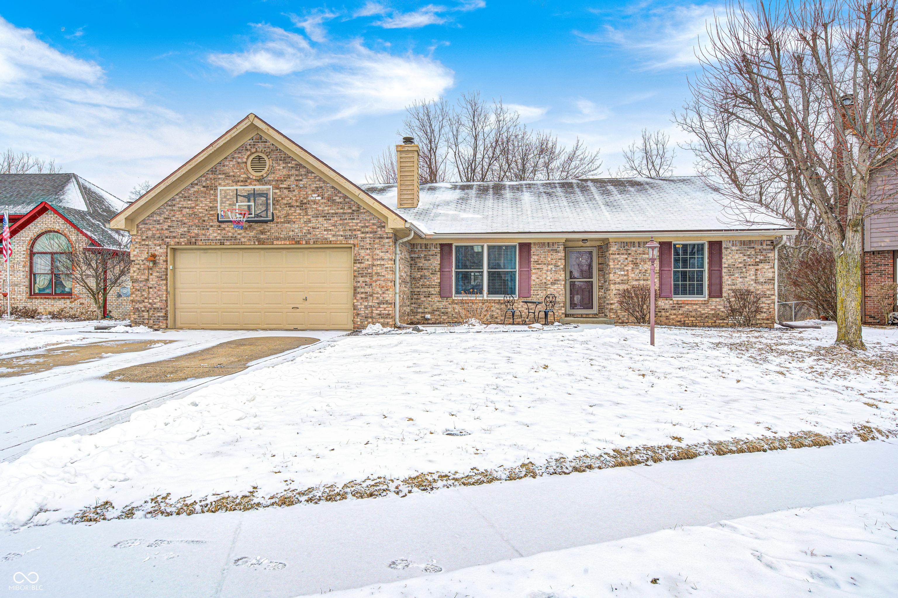 Kirkwood Club Dr, Indianapolis, IN 46241