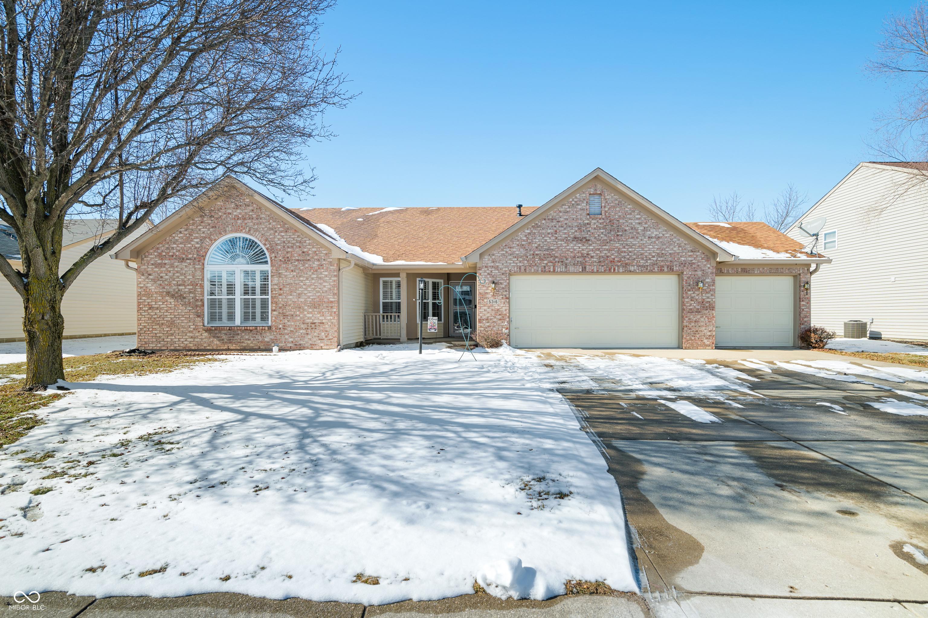 Twin Bridge Blvd, Indianapolis, IN 46239
