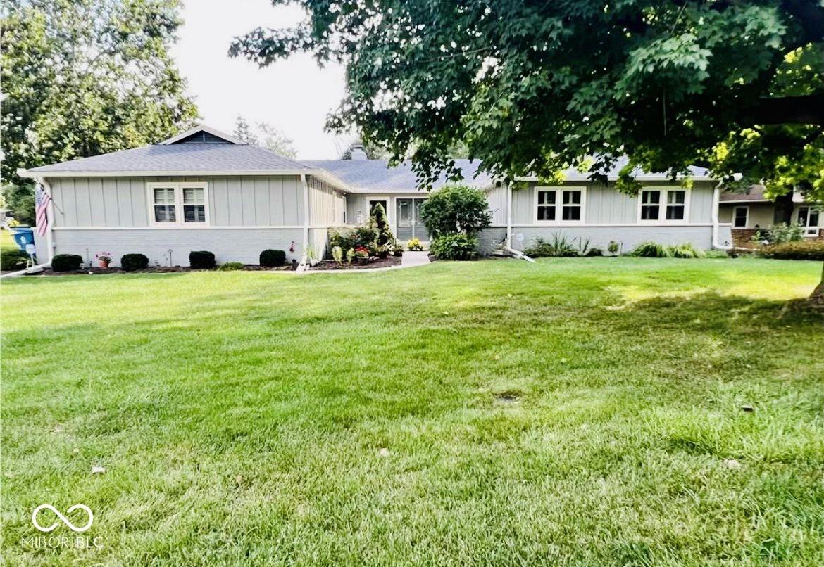 Kingswood Dr, Indianapolis, IN 46256