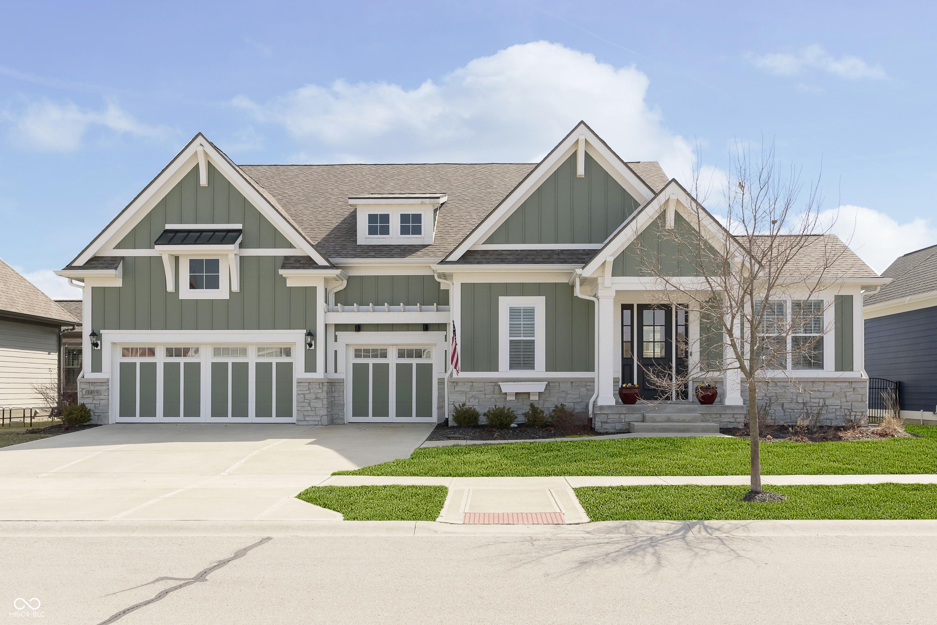 Avondale Dr, Westfield, IN 46074