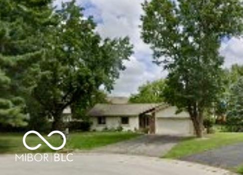 Leichester Ct, Noblesville, IN 46060