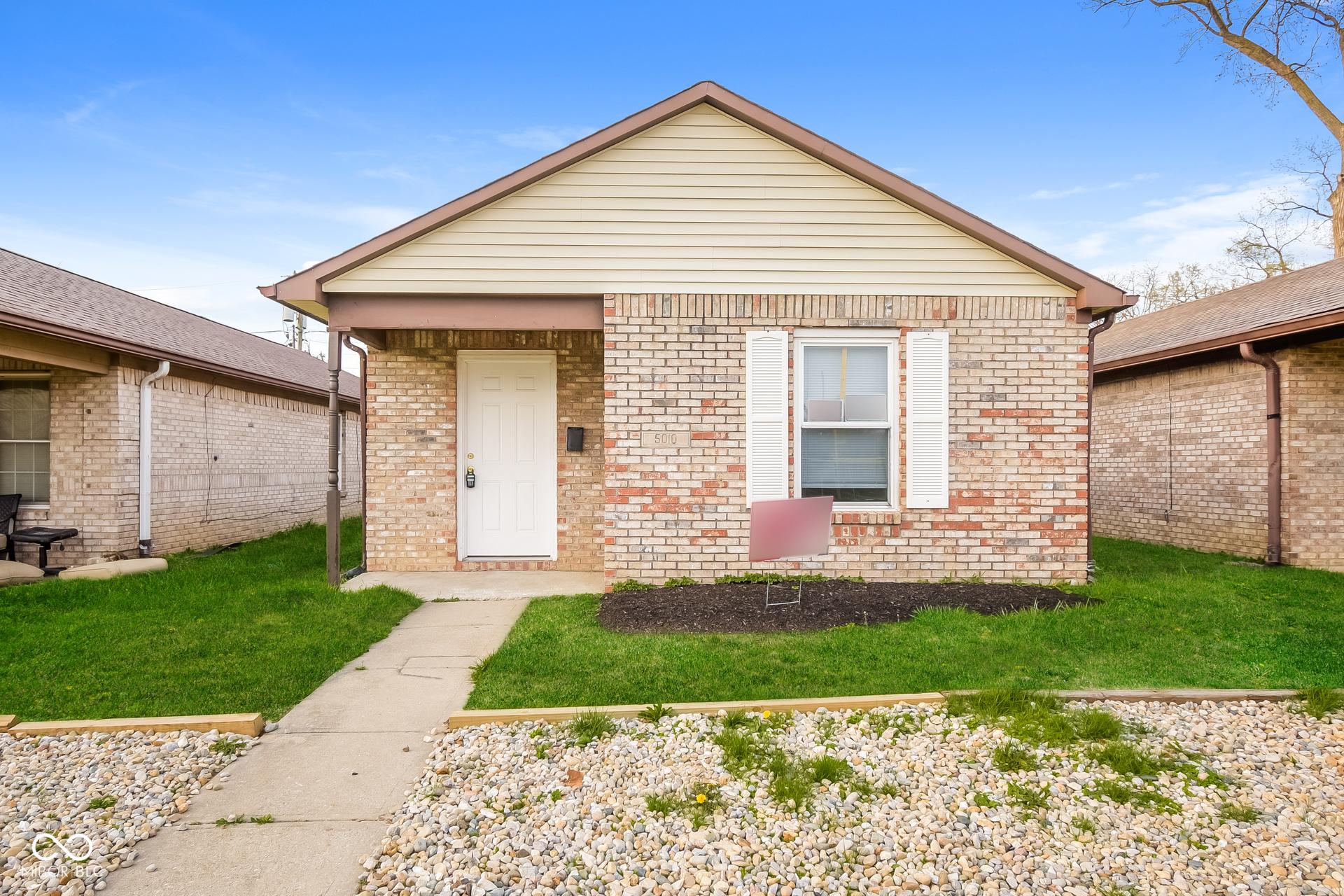 Elliott Ave, Indianapolis, IN 46201