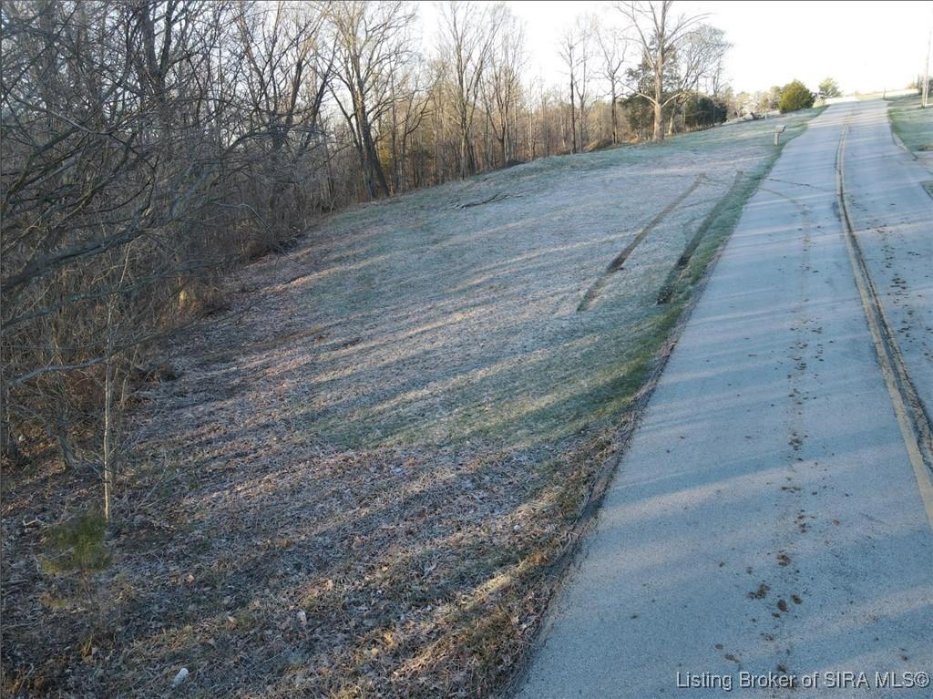 Daisy Hill Rd, Borden, IN 47106