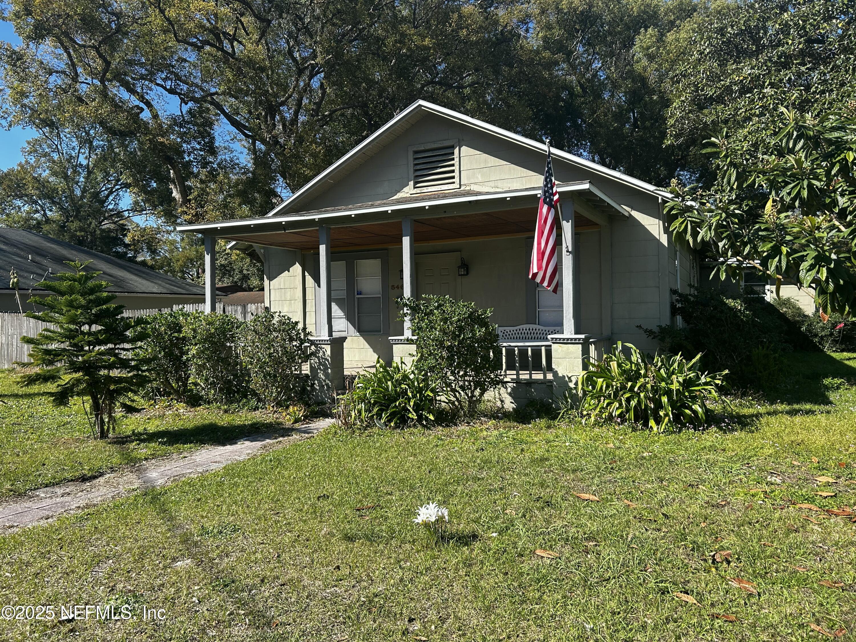 Commerce St, Jacksonville, FL 32211