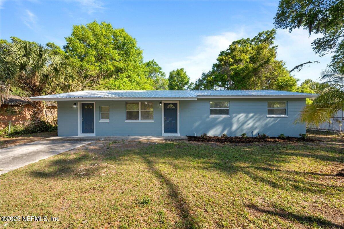 Live Oak St, San Mateo, FL 32187
