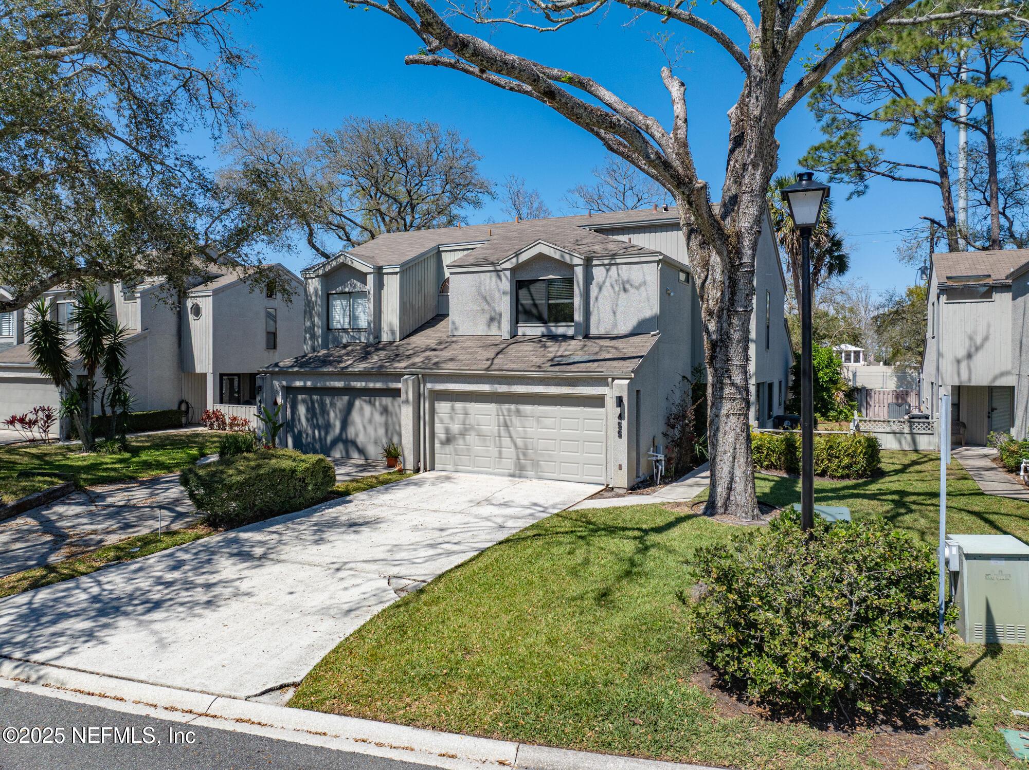 Selva Lakes Cir, Atlantic Beach, FL 32233