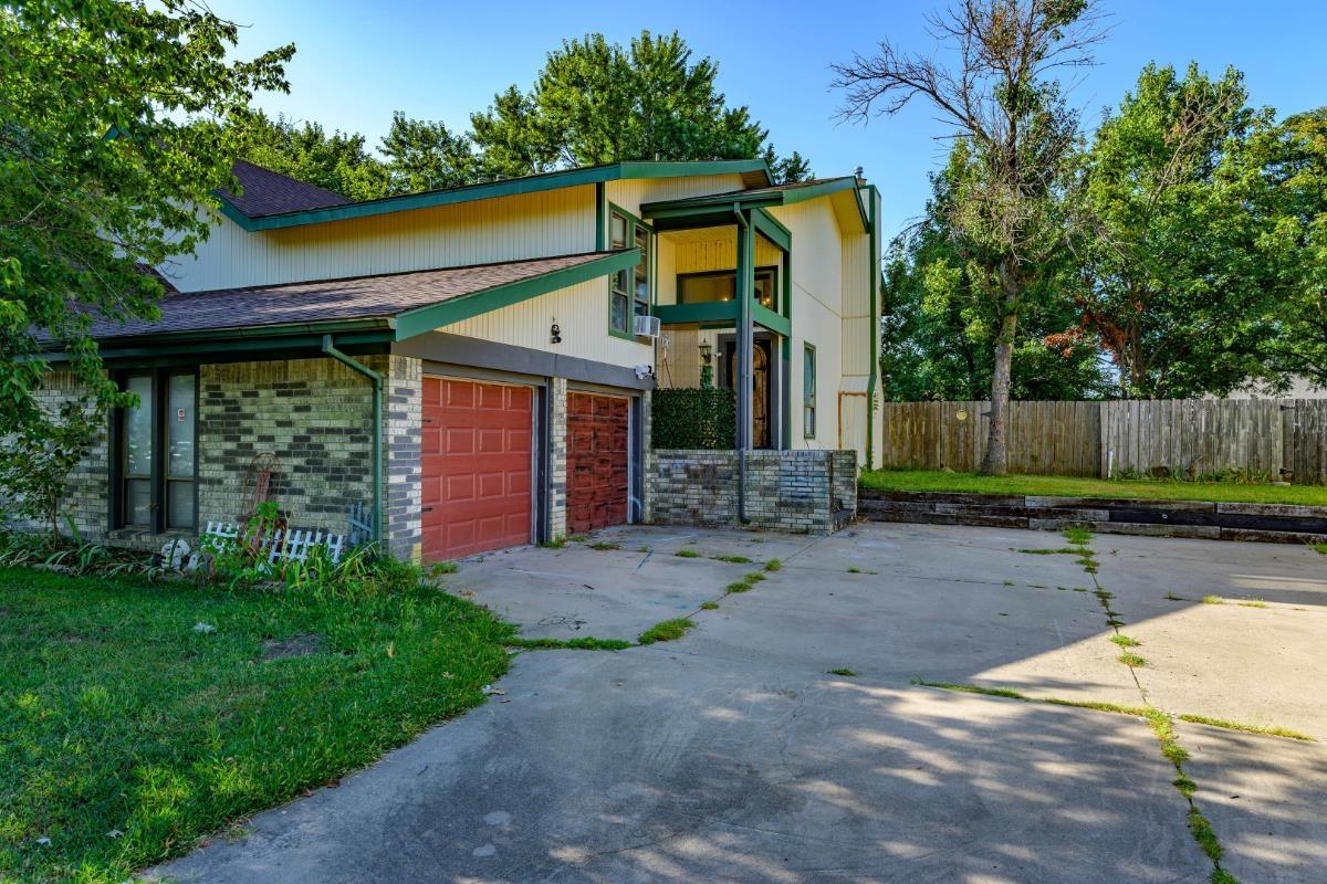 E Boston St, Wichita, KS 67207