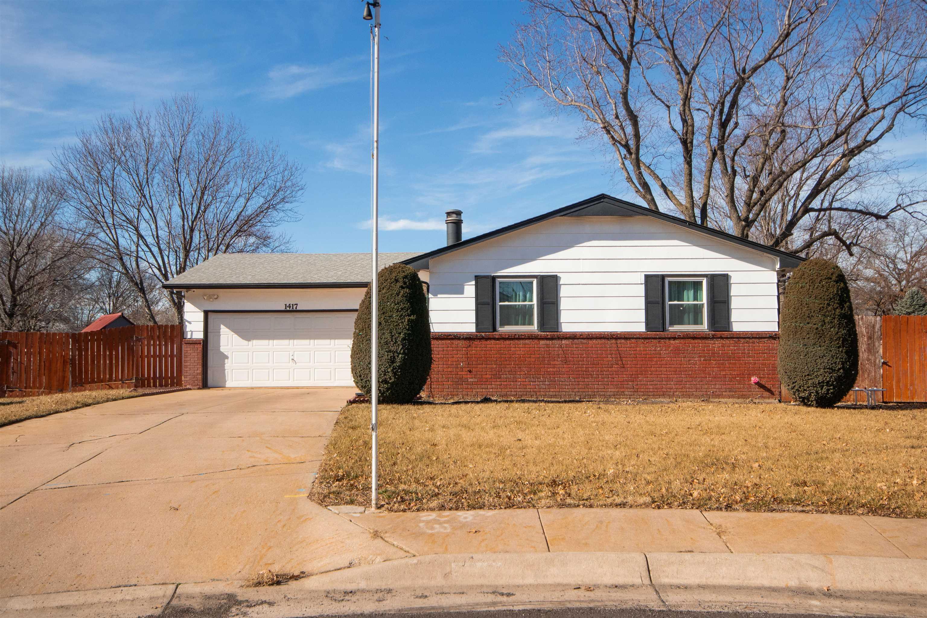 Shelly Ct, Mulvane, KS 67110