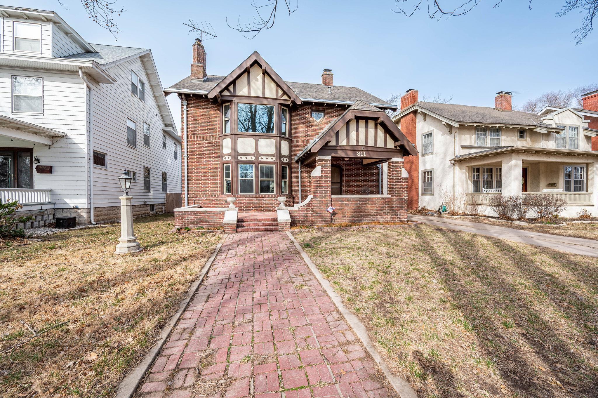 N Wiley St, Wichita, KS 67203