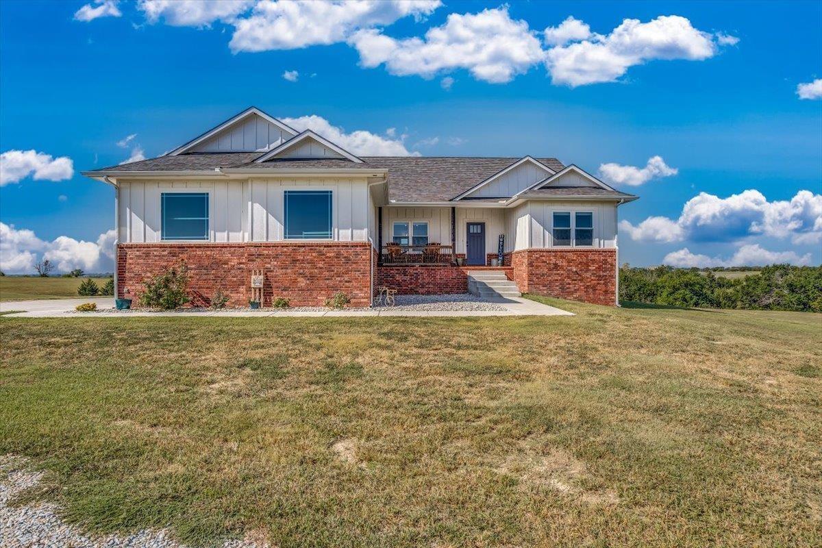 52nd Rd, Udall, KS 67146