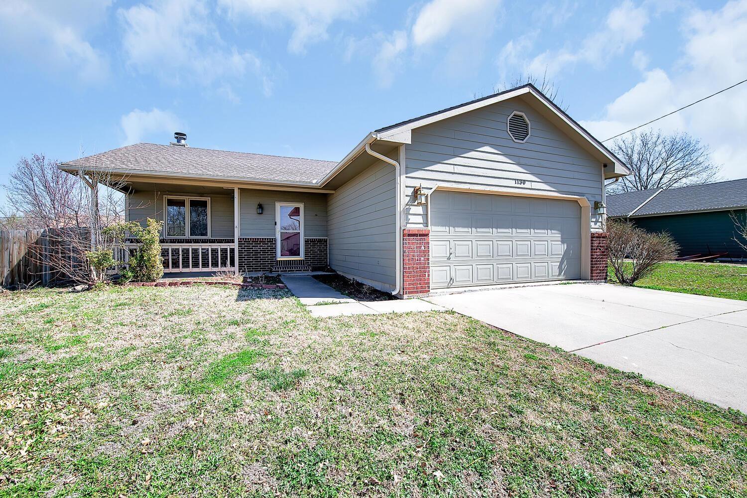N Burrows St, Belle Plaine, KS 67013