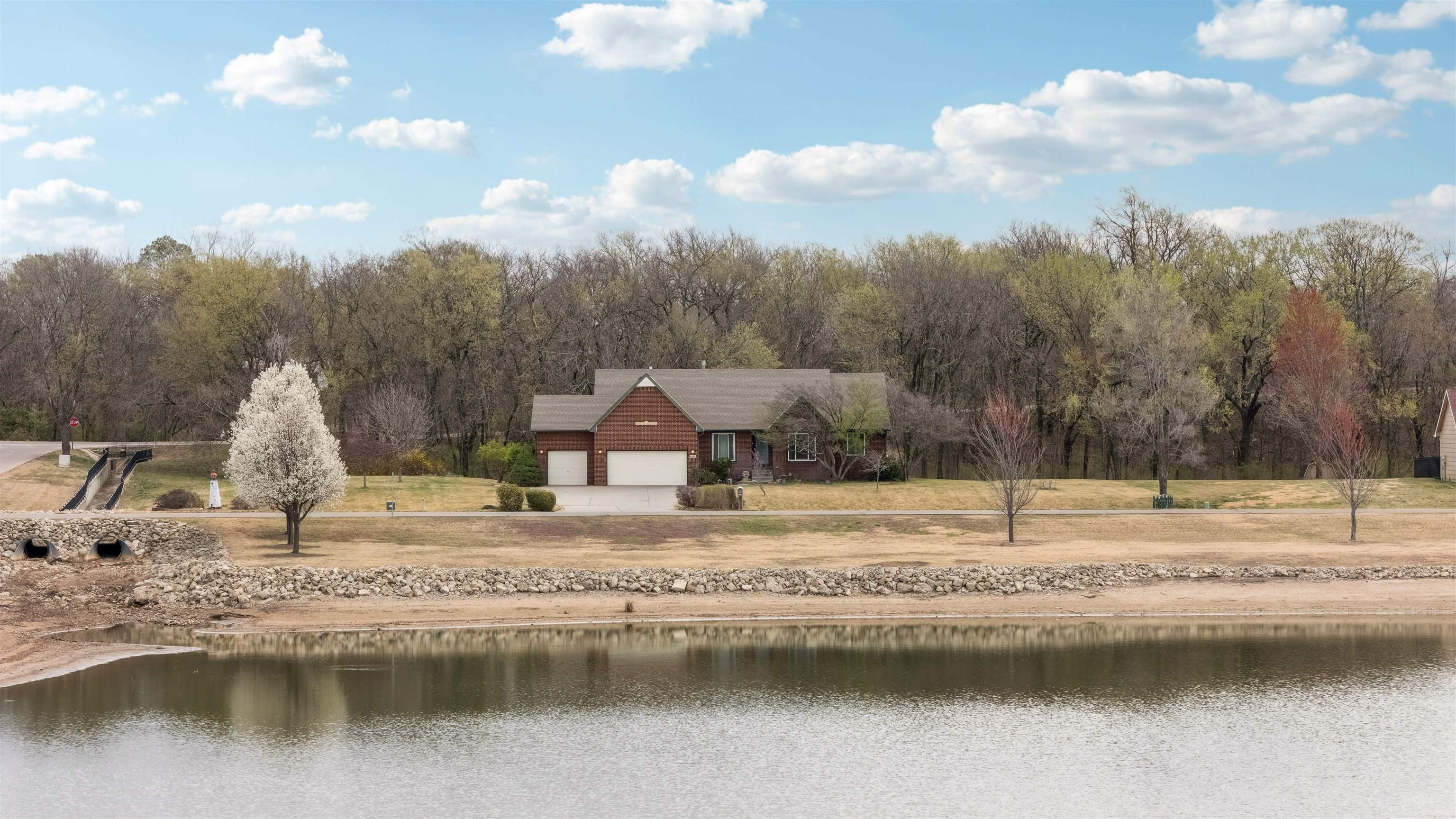 S Huckleberry Dr, Derby, KS 67037