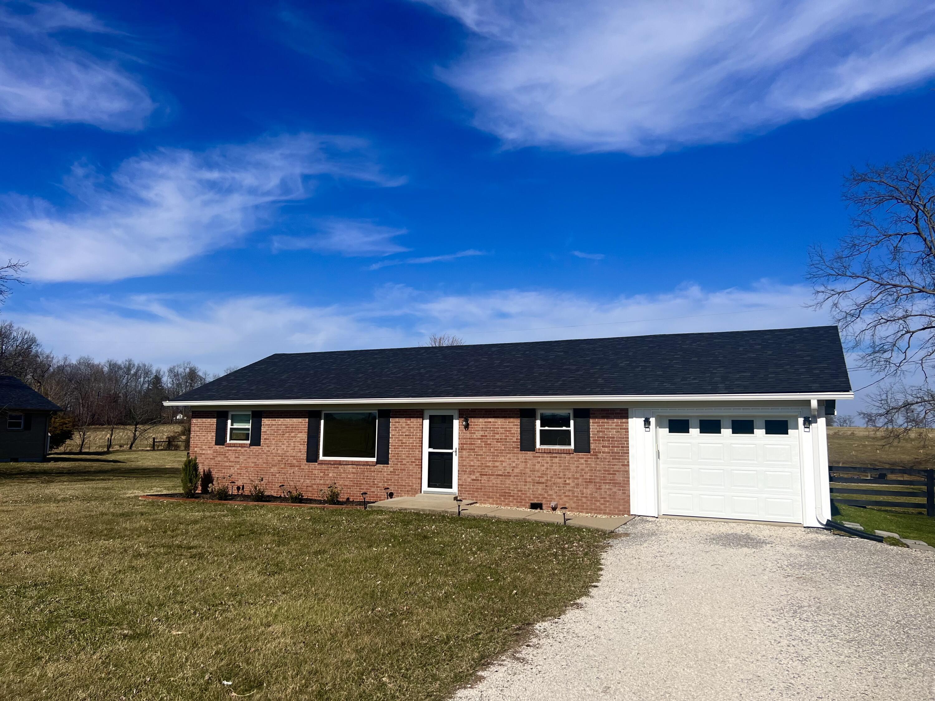 Meadowbrook Rd, Richmond, KY 40475