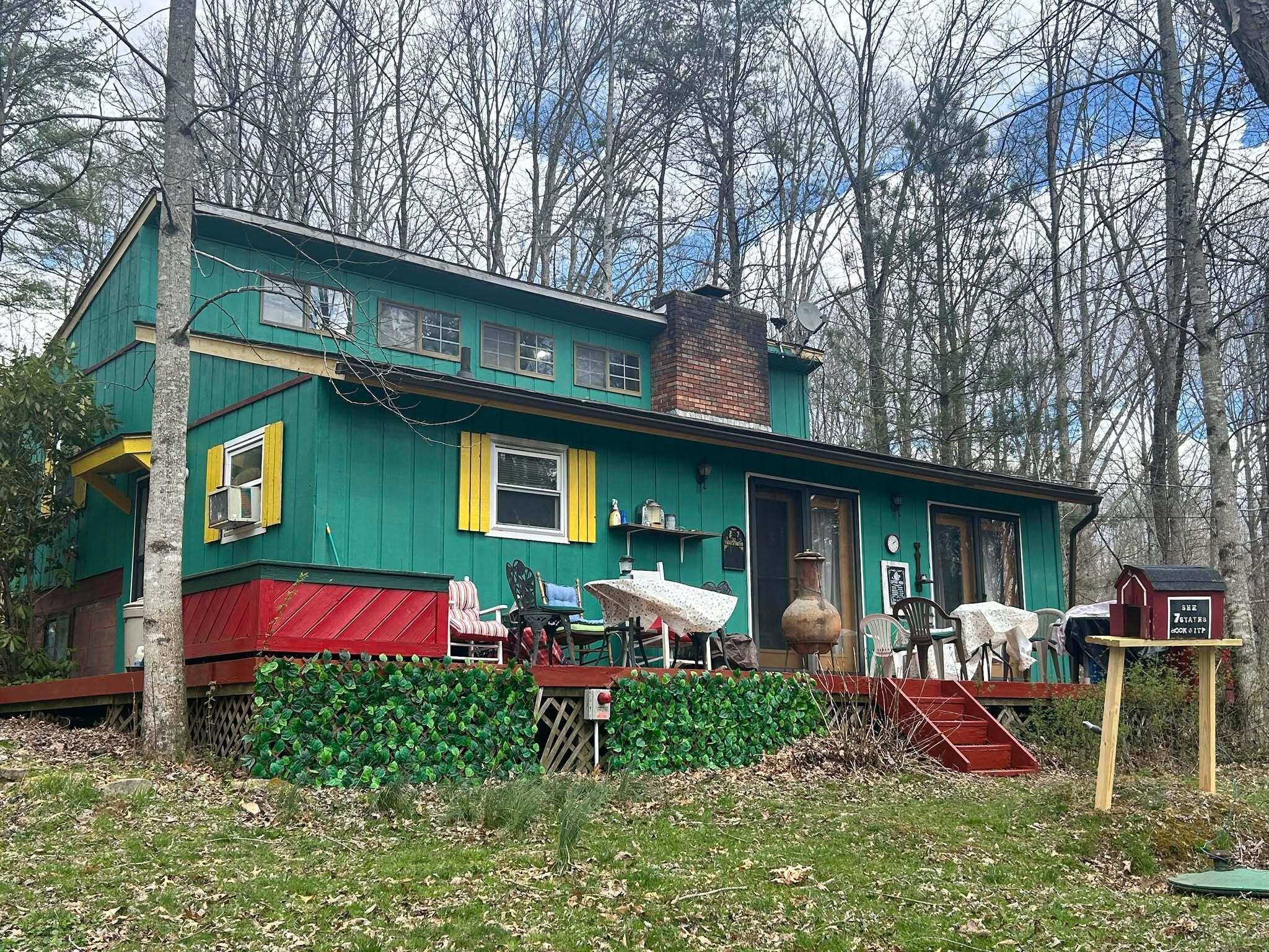 Jackson Dr, Morehead, KY 40351