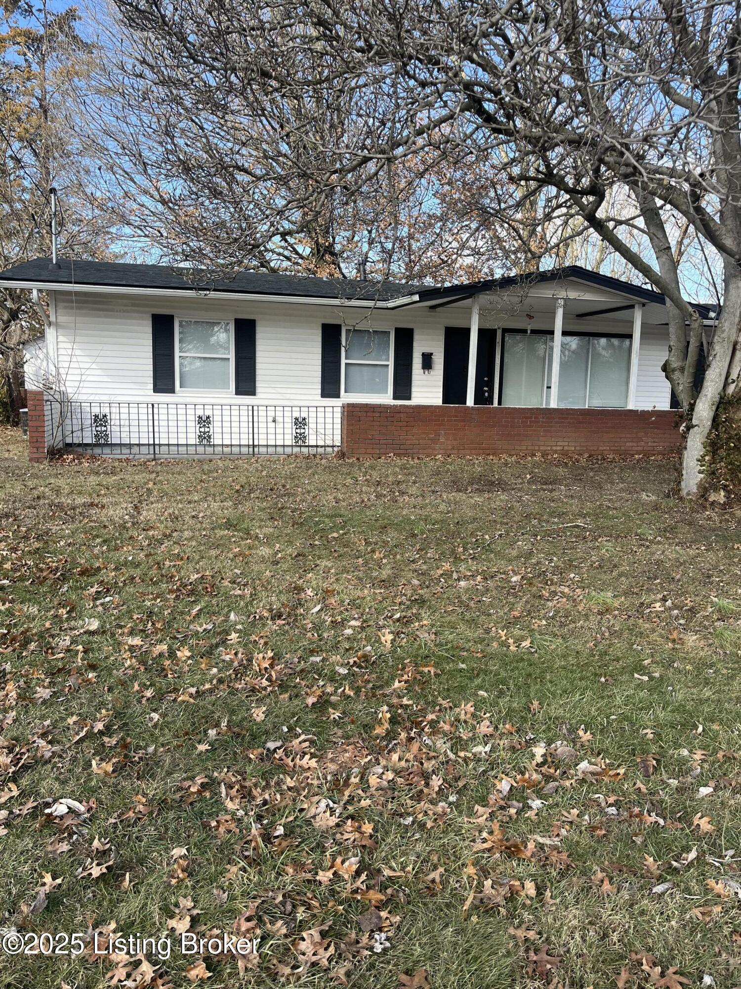 Omar Khayyam Blvd, Louisville, KY 40272