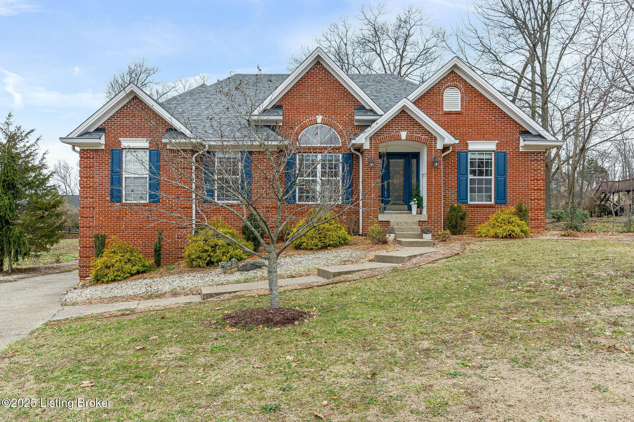Wood Lake Dr, La Grange, KY 40031