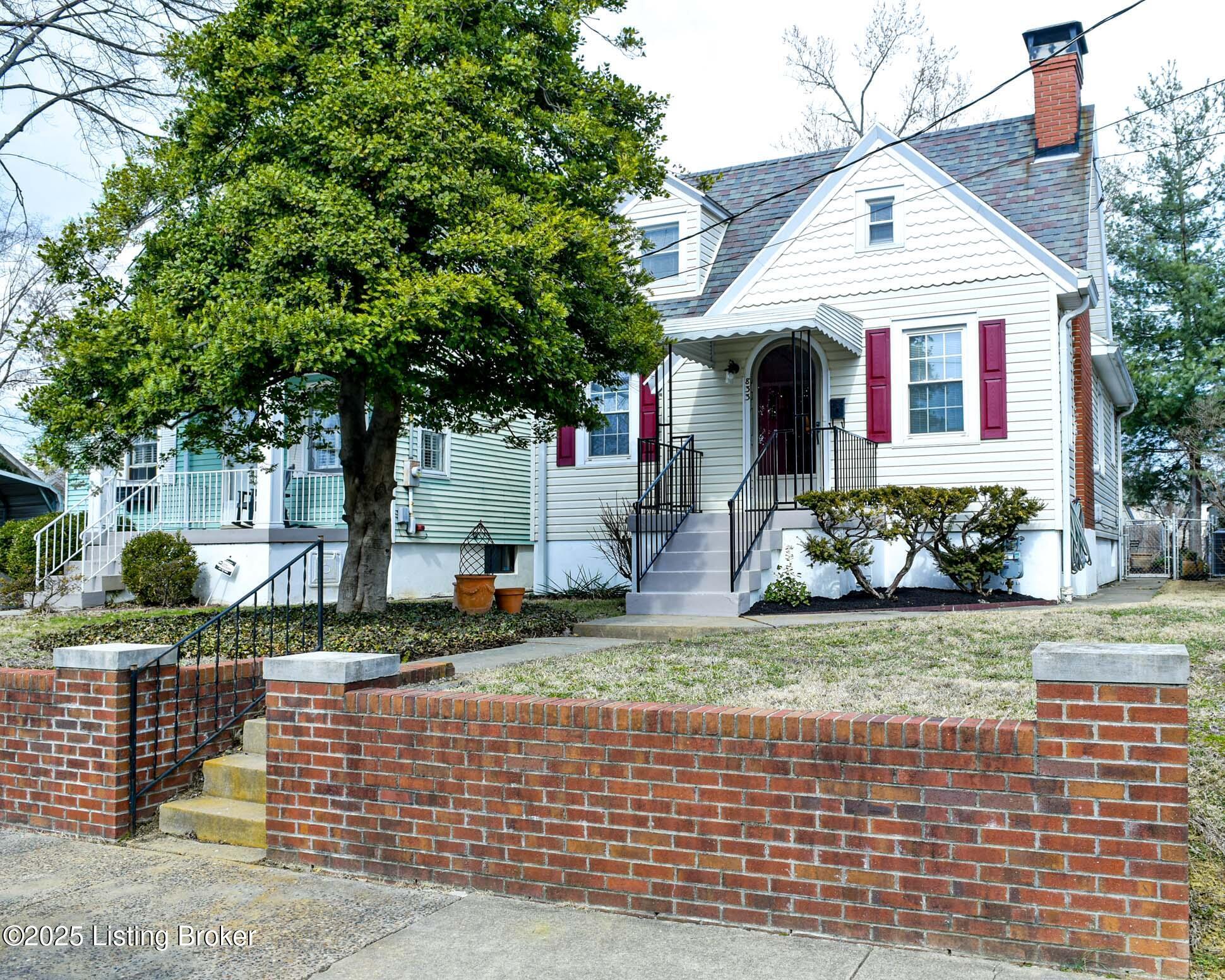 Delor Ave, Louisville, KY 40217