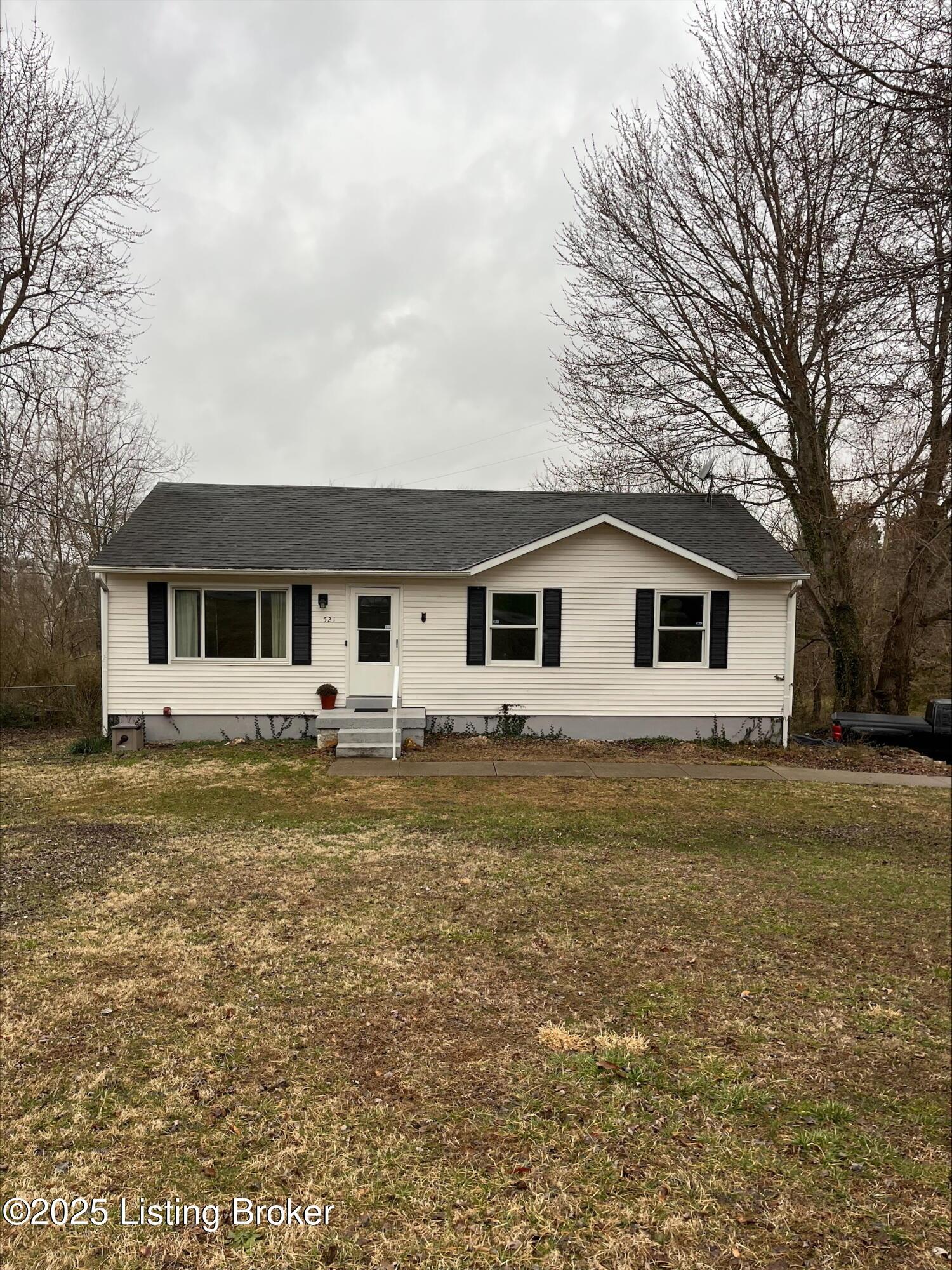 Rose Creek Dr, Radcliff, KY 40160
