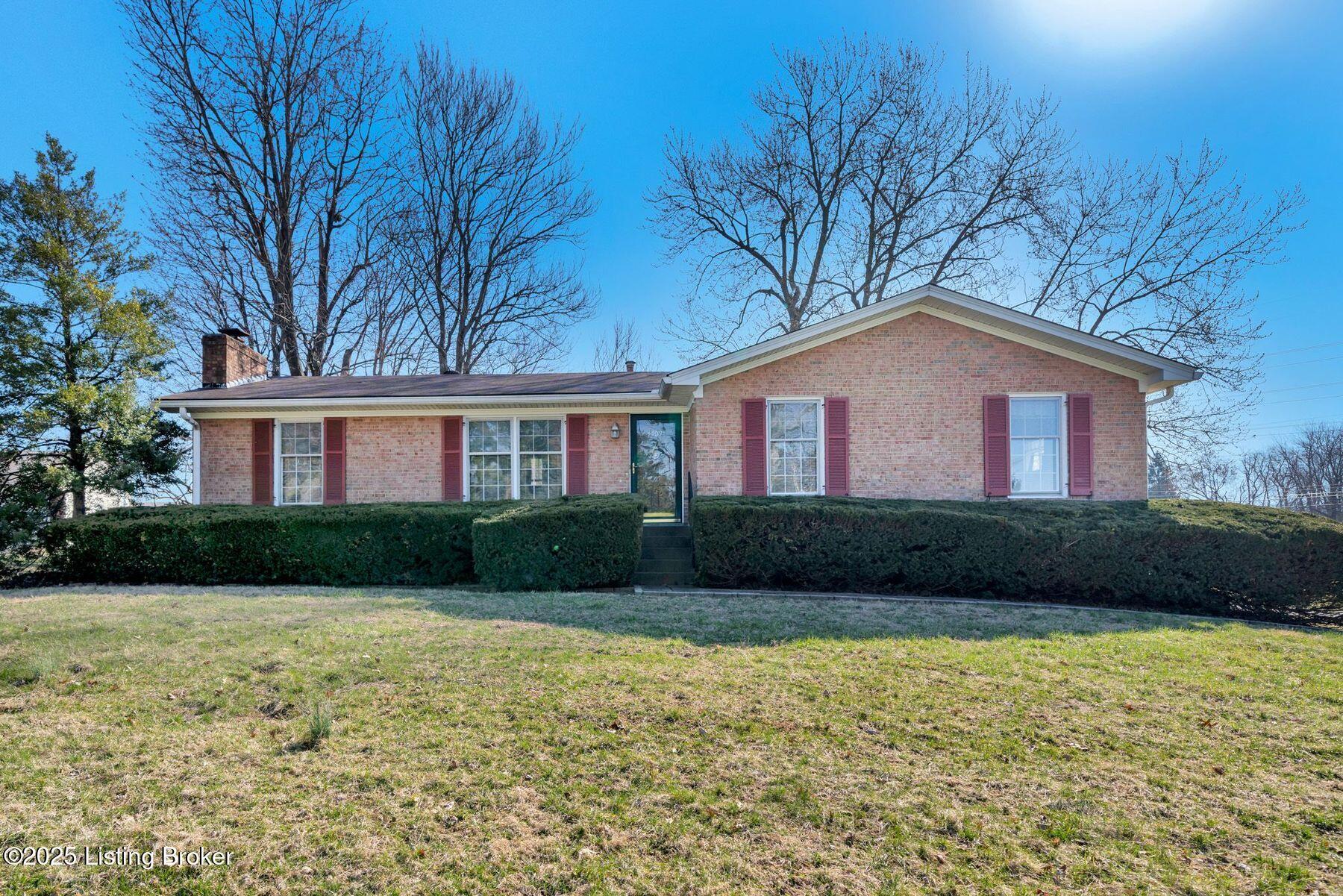 Kay Ave, Louisville, KY 40299