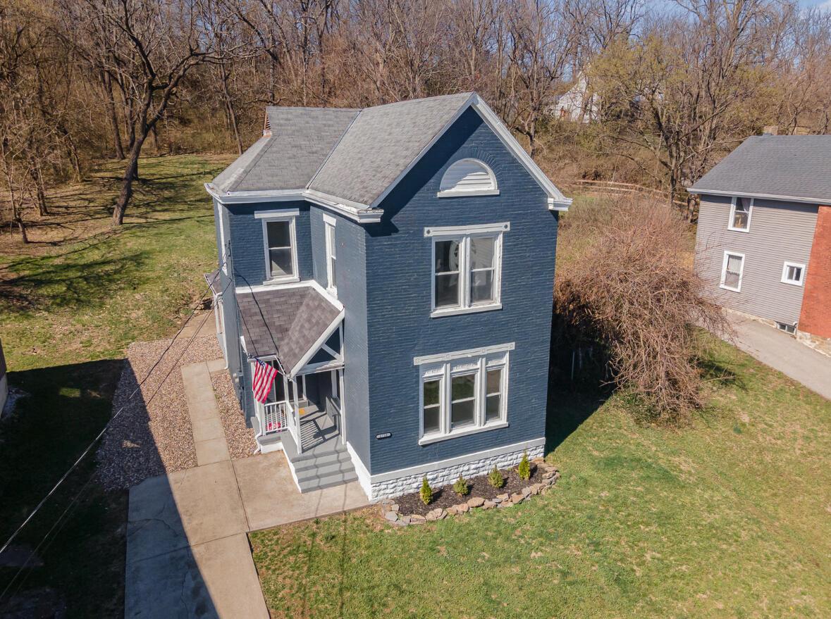 Madison Ave, Covington, KY 41015