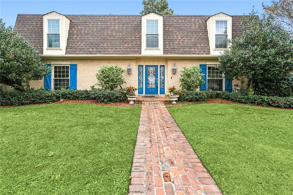 Beau Lac Ln, Metairie, LA 70002