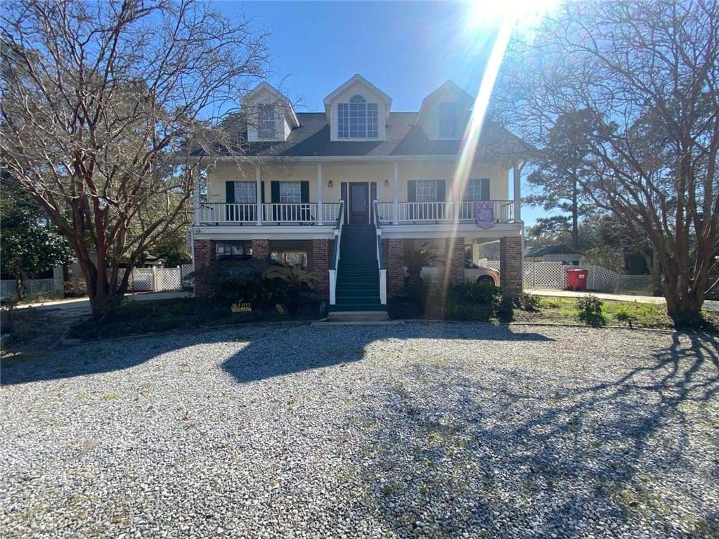 Pine Bay Ln, Lacombe, LA 70445