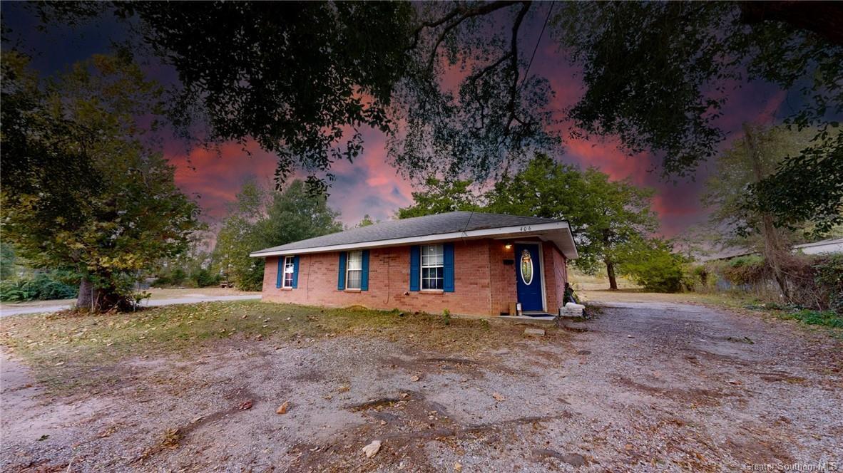 W Velmer St, Dequincy, LA 70633