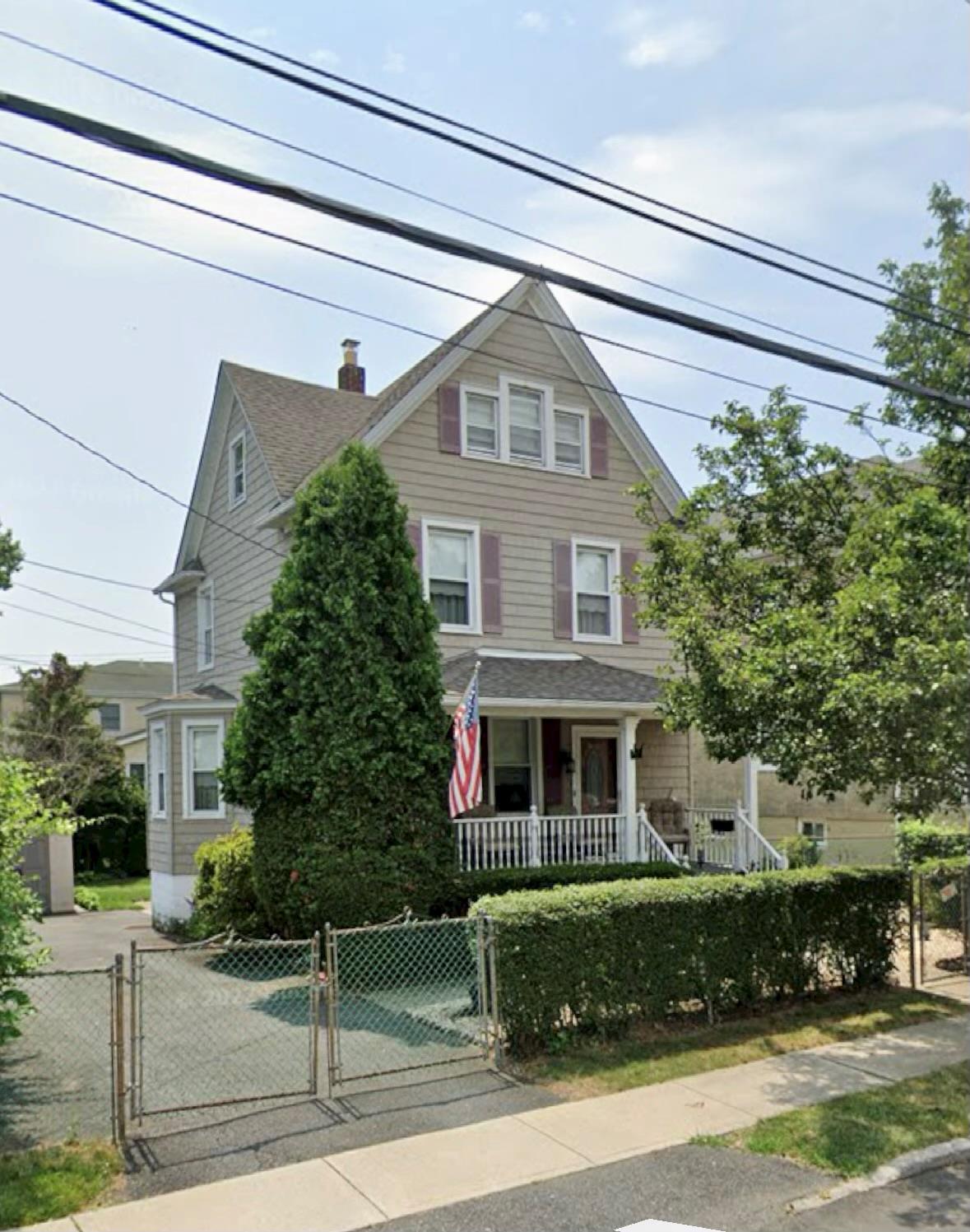 Fremont St, Harrison, NY 10528