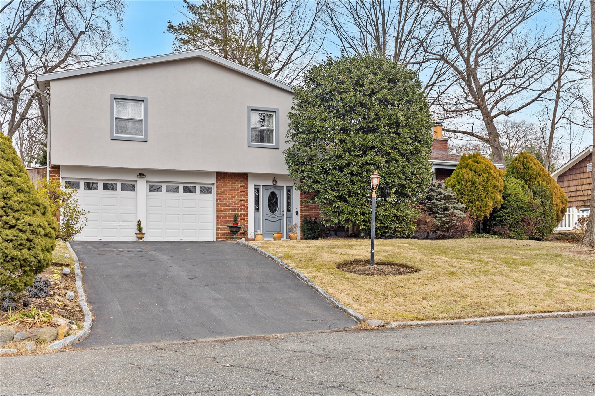 Hunt Path, New Rochelle, NY 10804