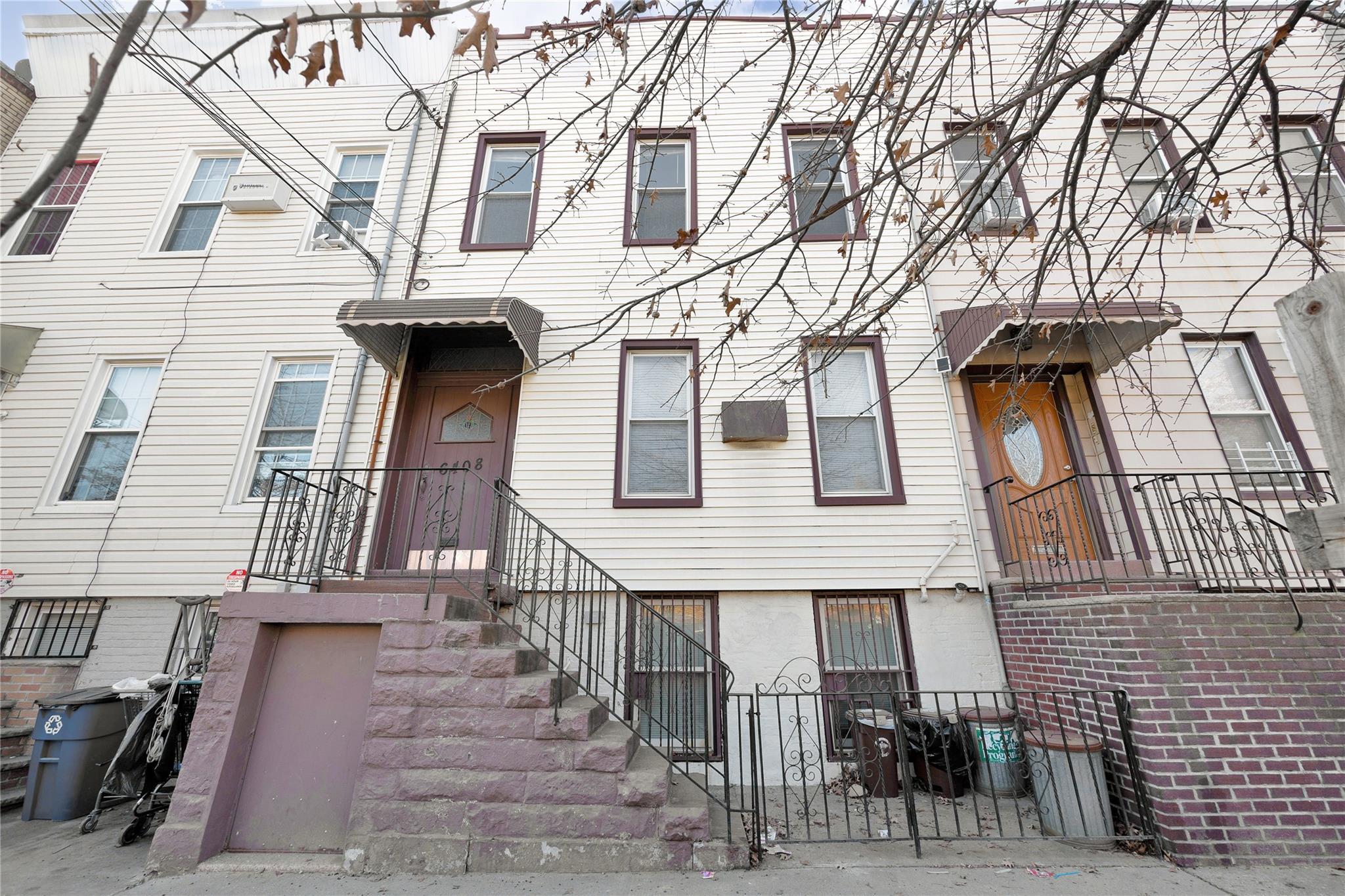 60th Pl, Ridgewood, NY 11385