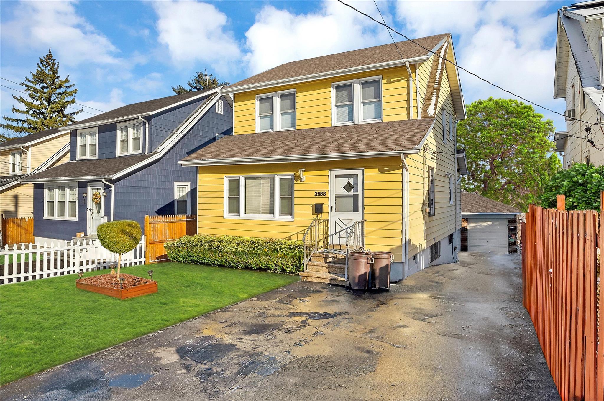 Rombouts Ave, Bronx, NY 10466