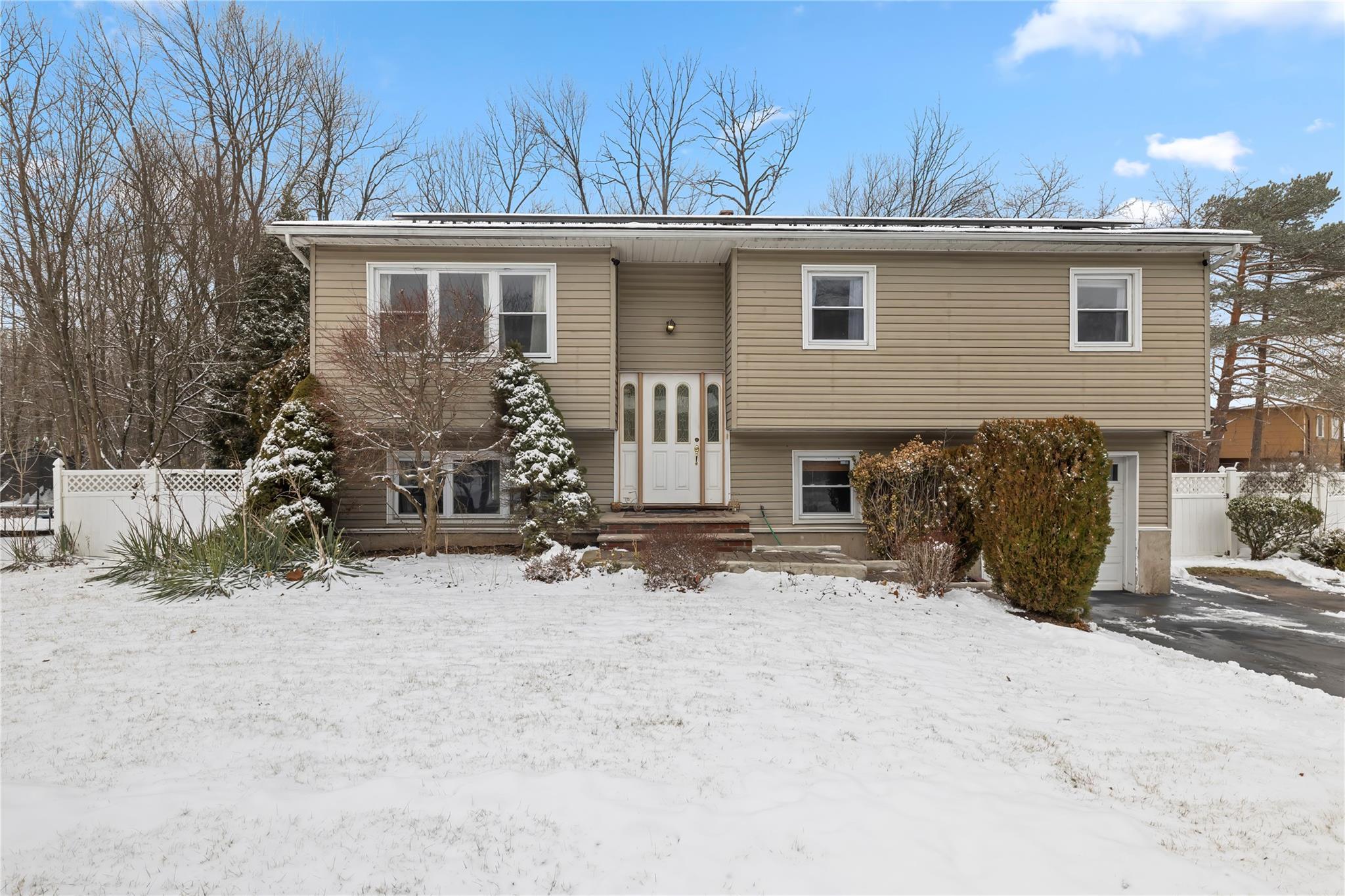 Mallory Rd, Spring Valley, NY 10977