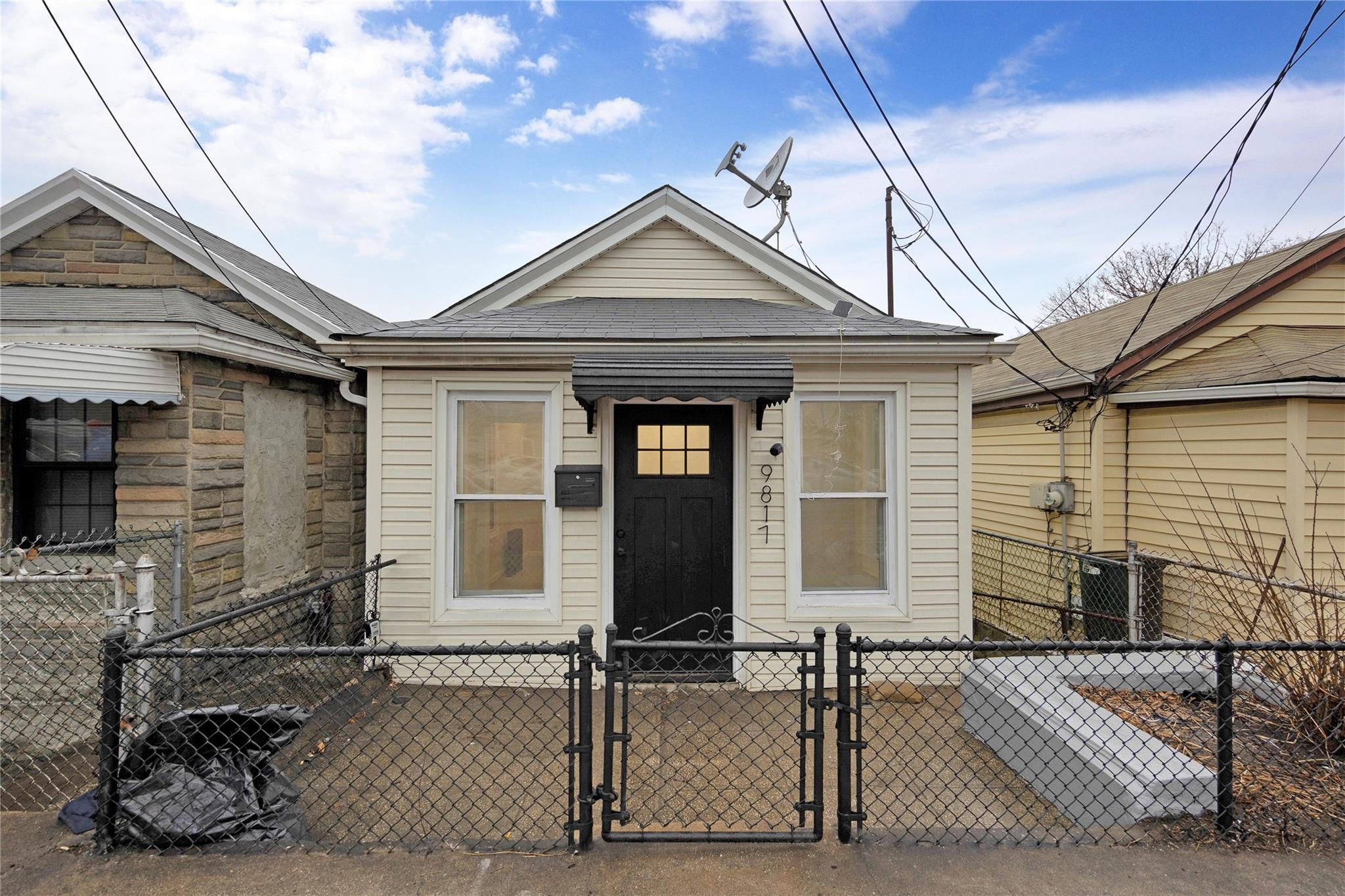 Glenwood Rd, Brooklyn, NY 11236
