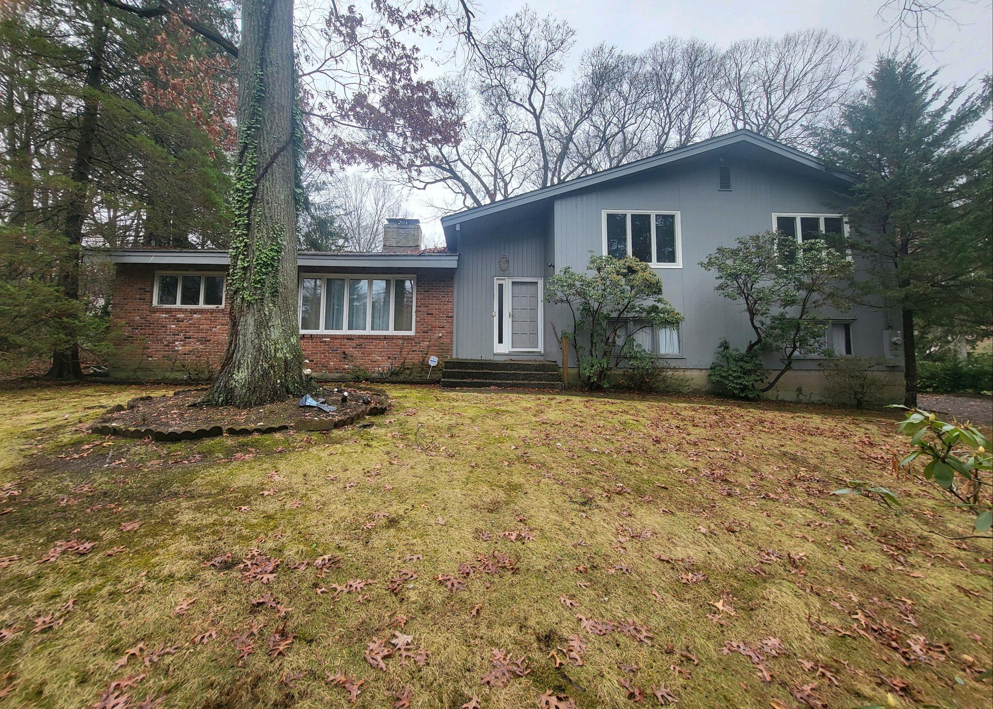 Quaker Path, Stony Brook, NY 11790