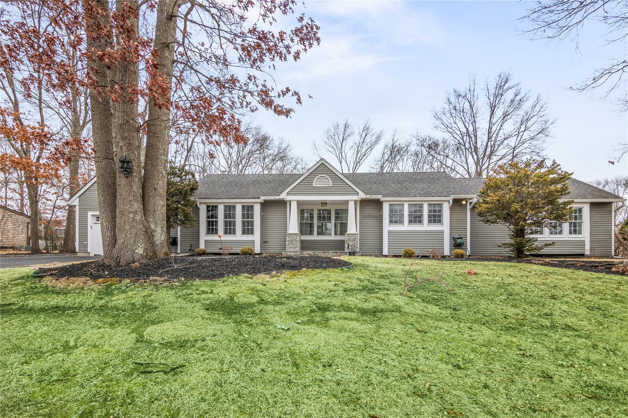 Wendy Ct, Mount Sinai, NY 11766