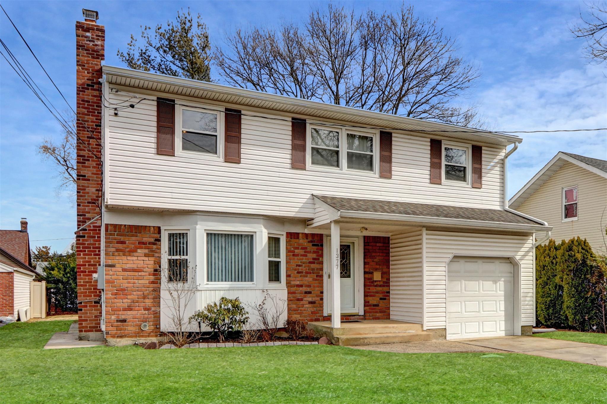 Exeter St, North Baldwin, NY 11510