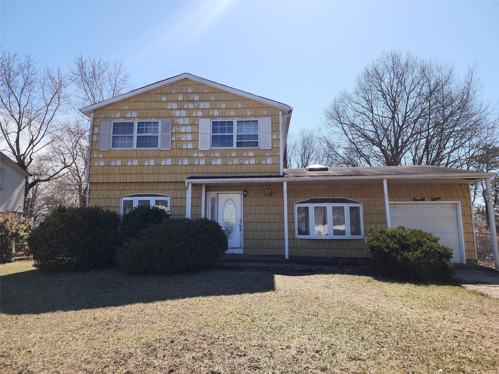 Peach St, Wading River, NY 11792