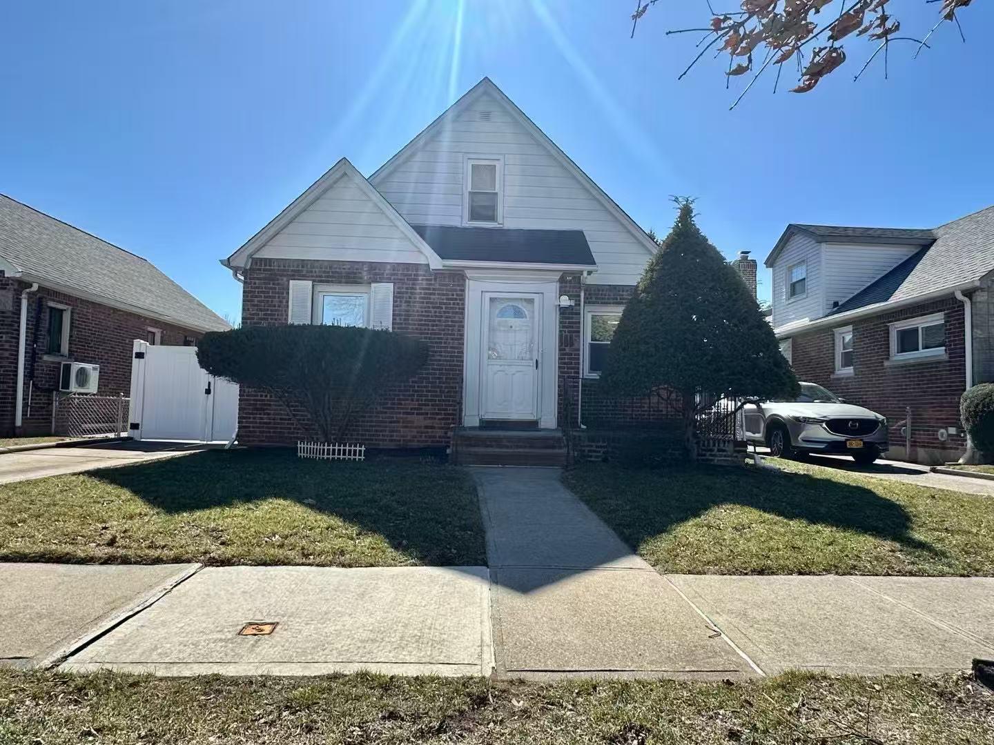 47th Ave, Flushing, NY 11358