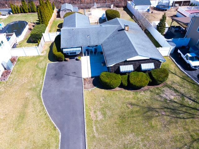 Greenbelt Pkwy, Holtsville, NY 11742
