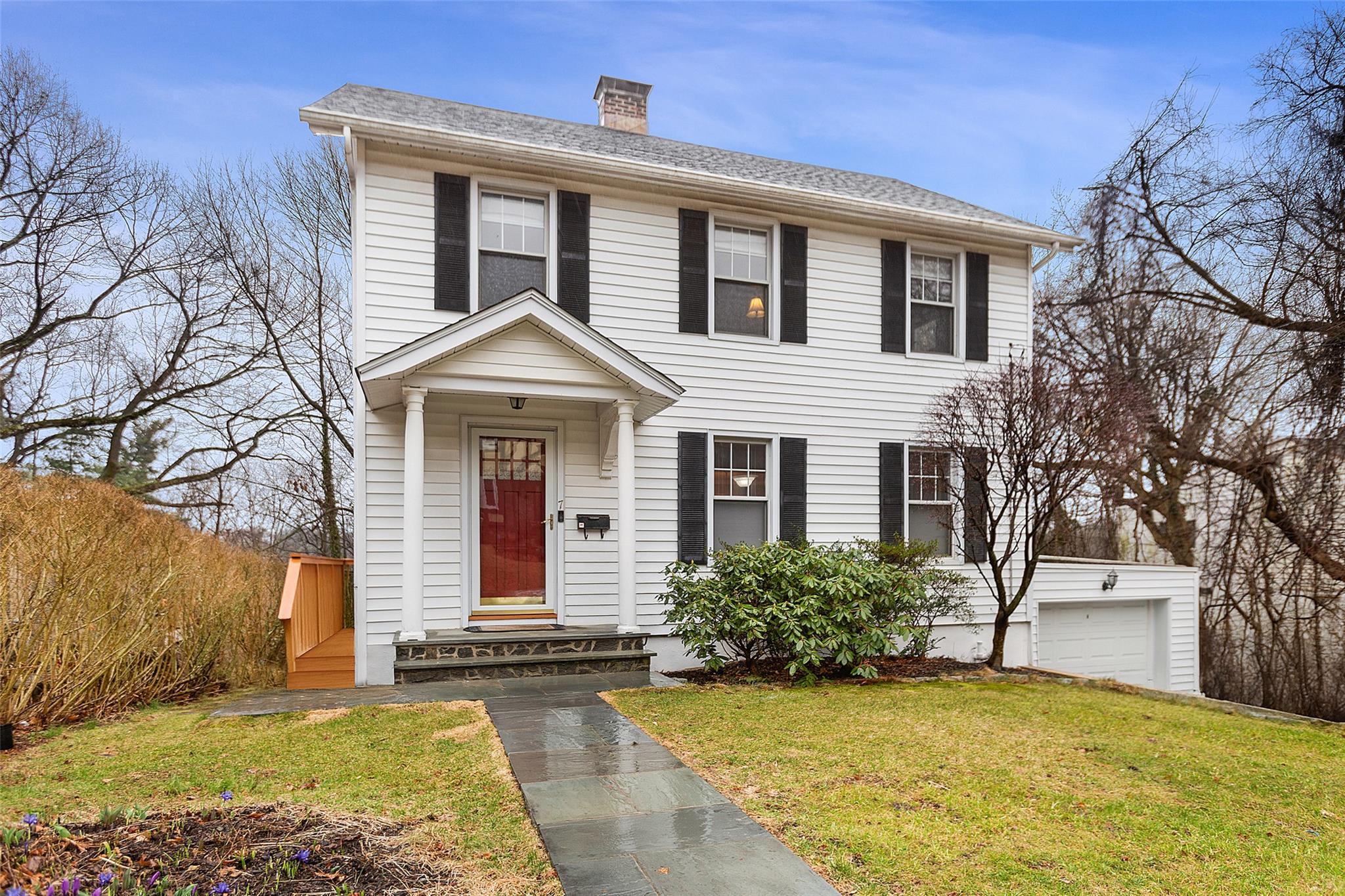 Newcomb Pl, White Plains, NY 10606